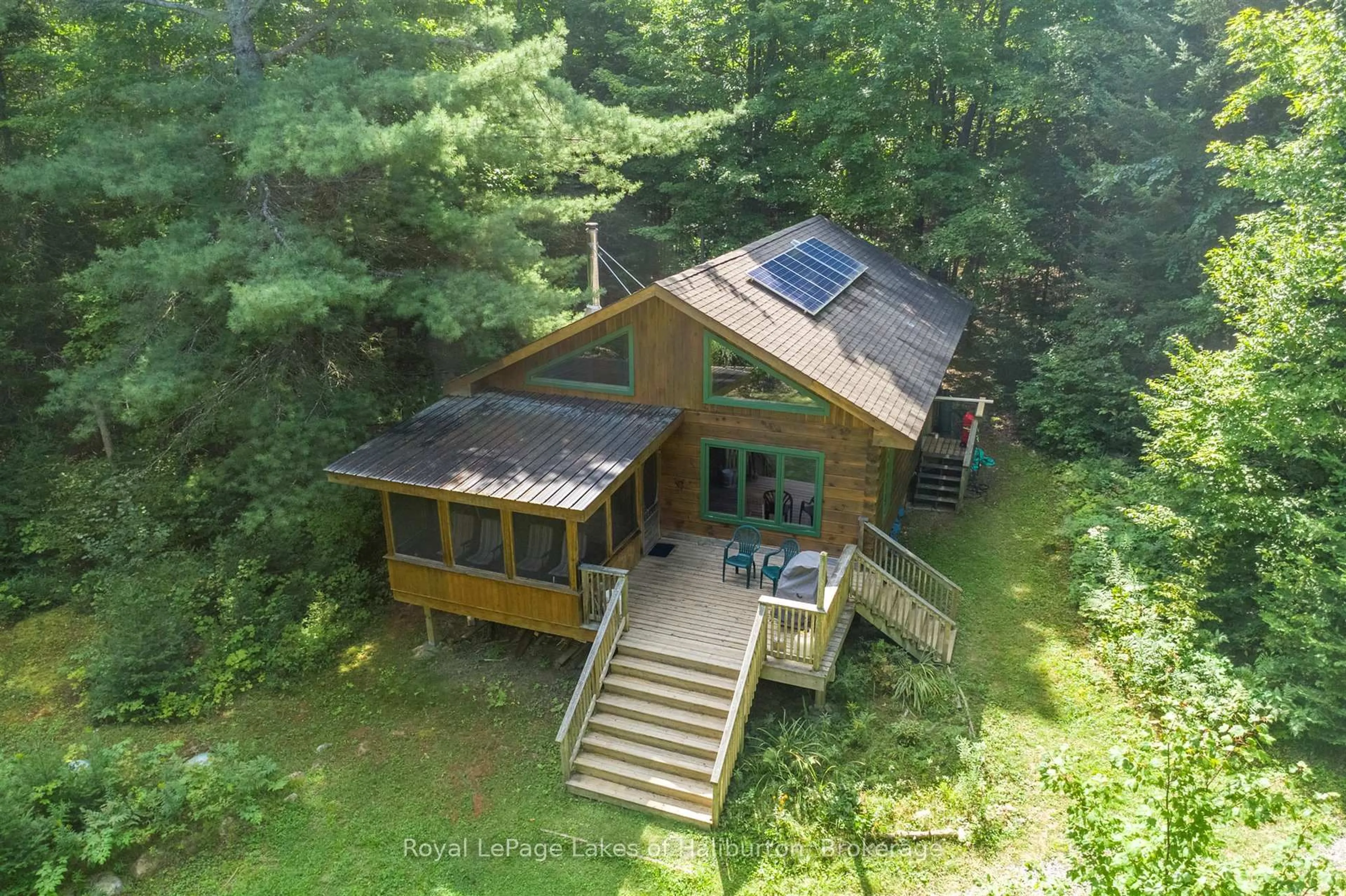A pic from outside/outdoor area/front of a property/back of a property/a pic from drone, unknown for 1880 Boldts Lane, Minden Hills Ontario K0M 2A1