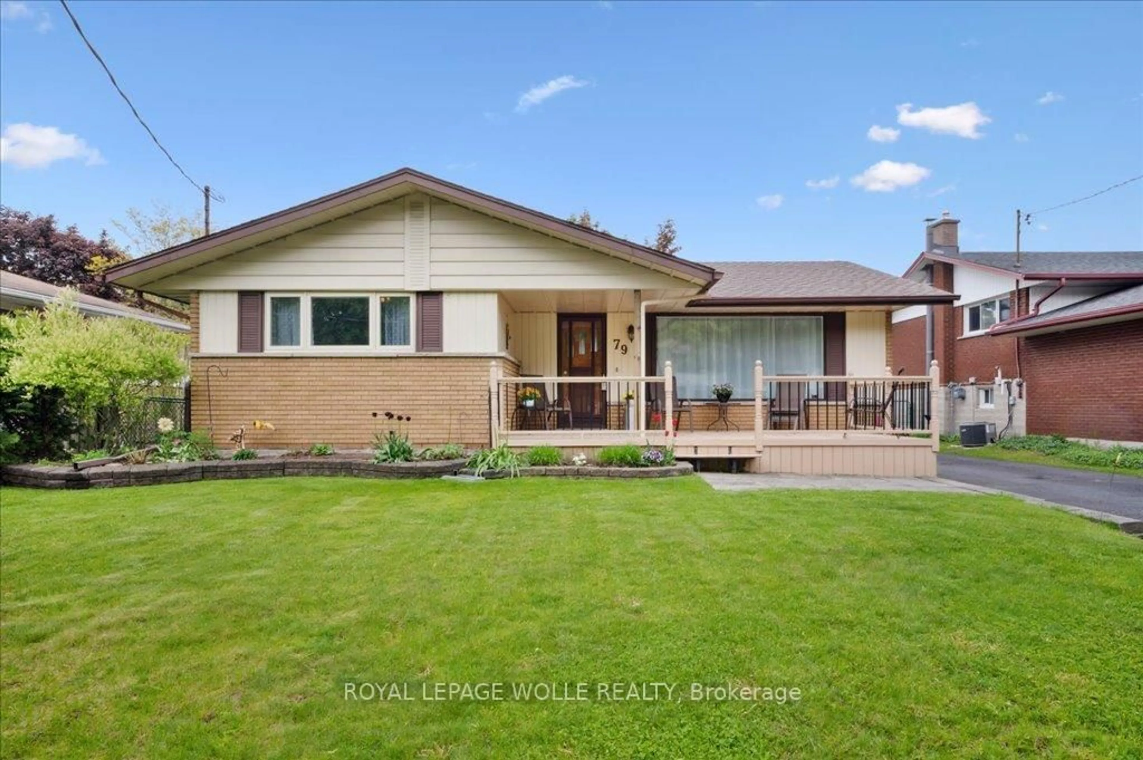 Home with brick exterior material, street for 79 Rennie Dr, Kitchener Ontario N2A 1J4