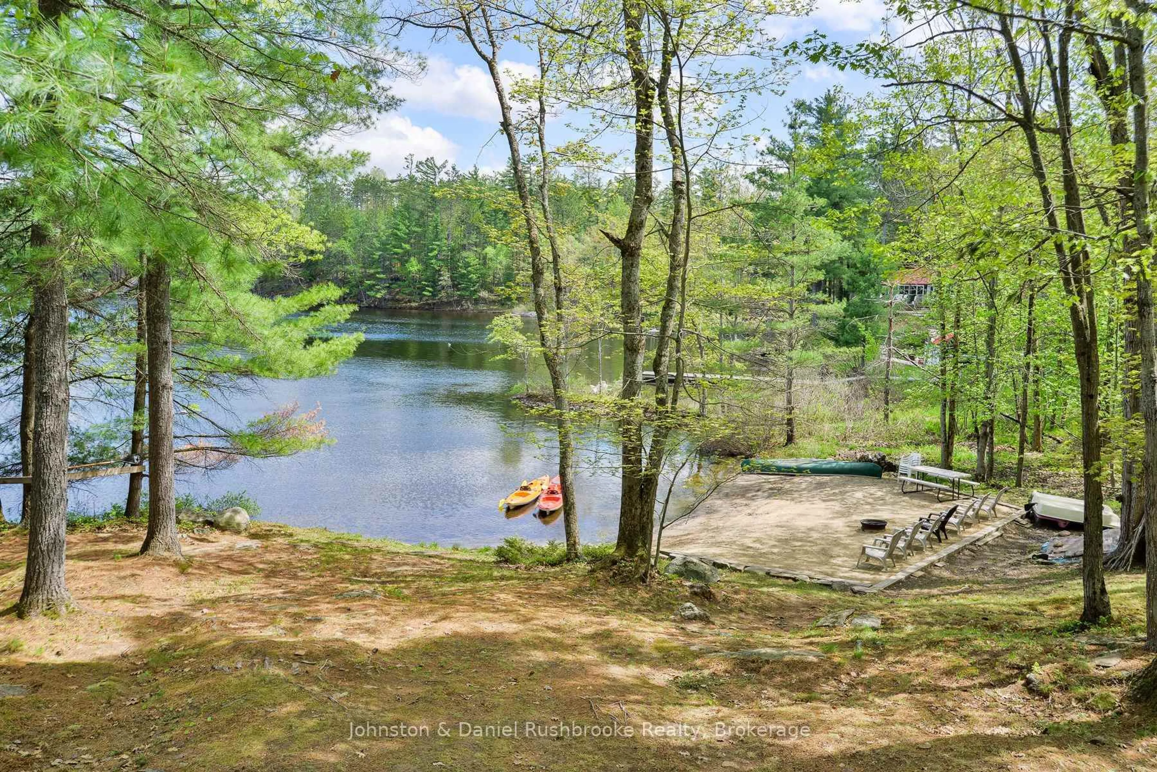 A pic from outside/outdoor area/front of a property/back of a property/a pic from drone, water/lake/river/ocean view for 3 Island 2ML, Gravenhurst Ontario P0E 1G0