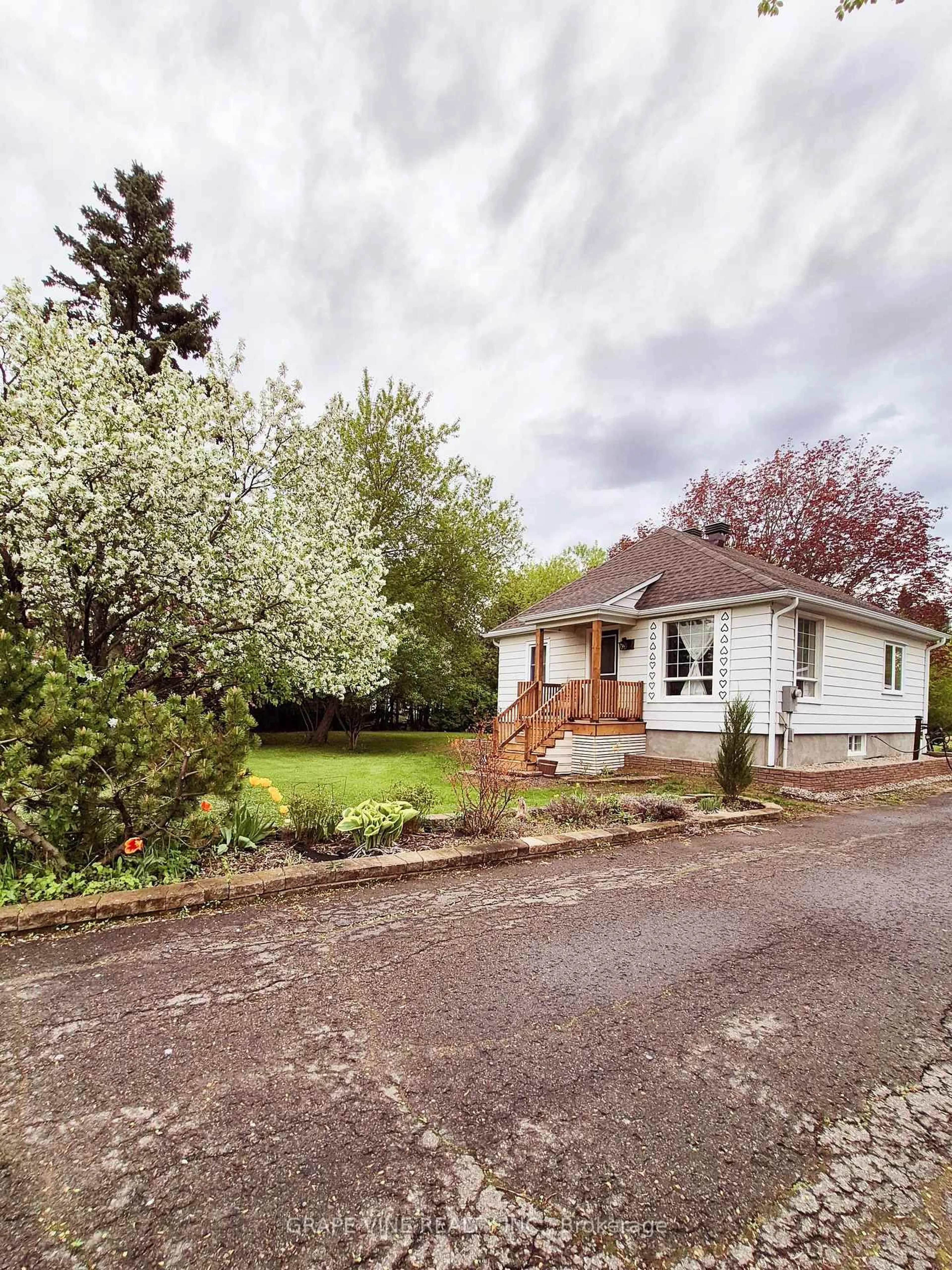 A pic from outside/outdoor area/front of a property/back of a property/a pic from drone, street for 8942 Mitch Owens Rd, Ottawa Ontario K0A 1V0