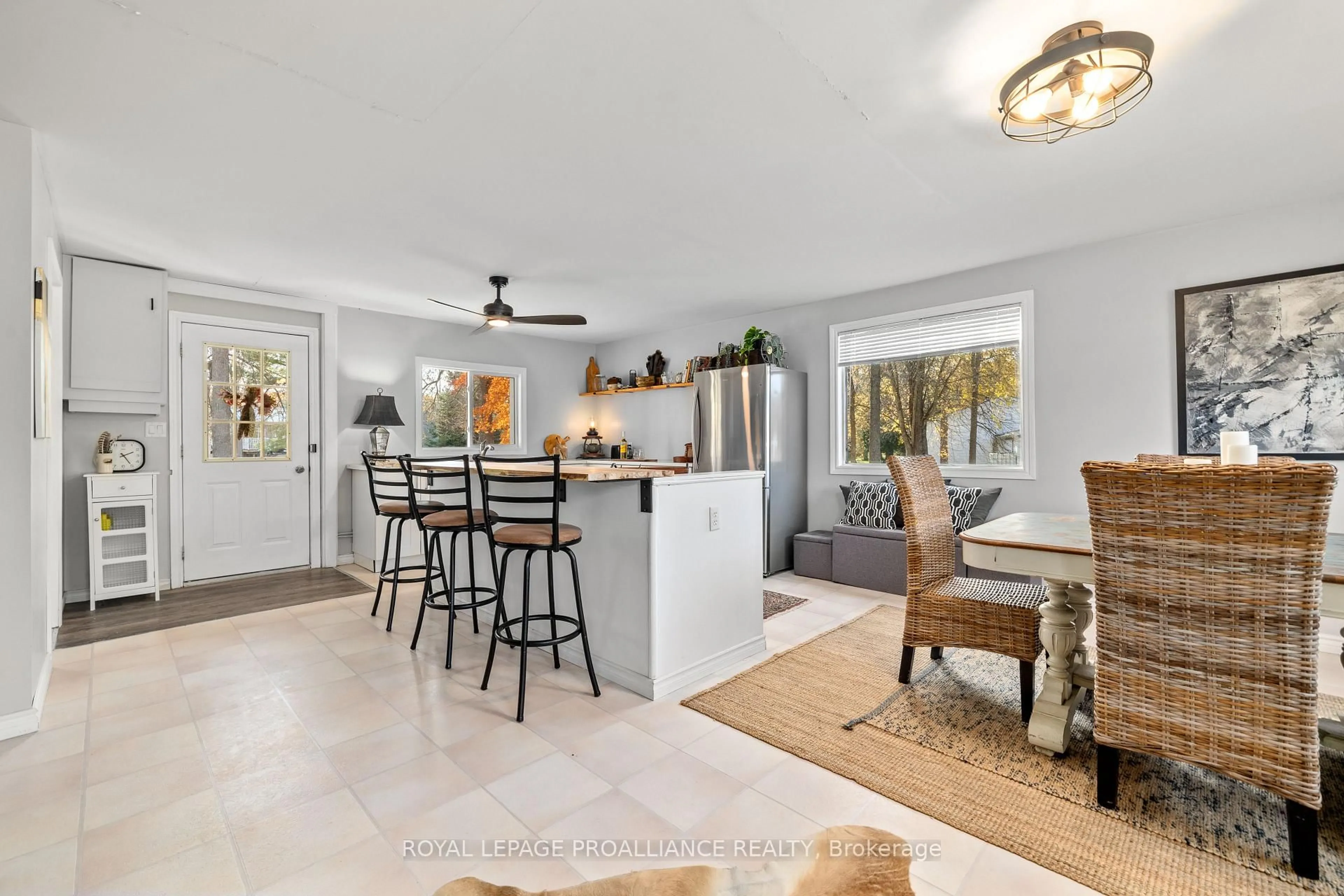 Open concept kitchen, ceramic/tile floor for 1019 Turner Way, Arden Ontario K0H 1B0