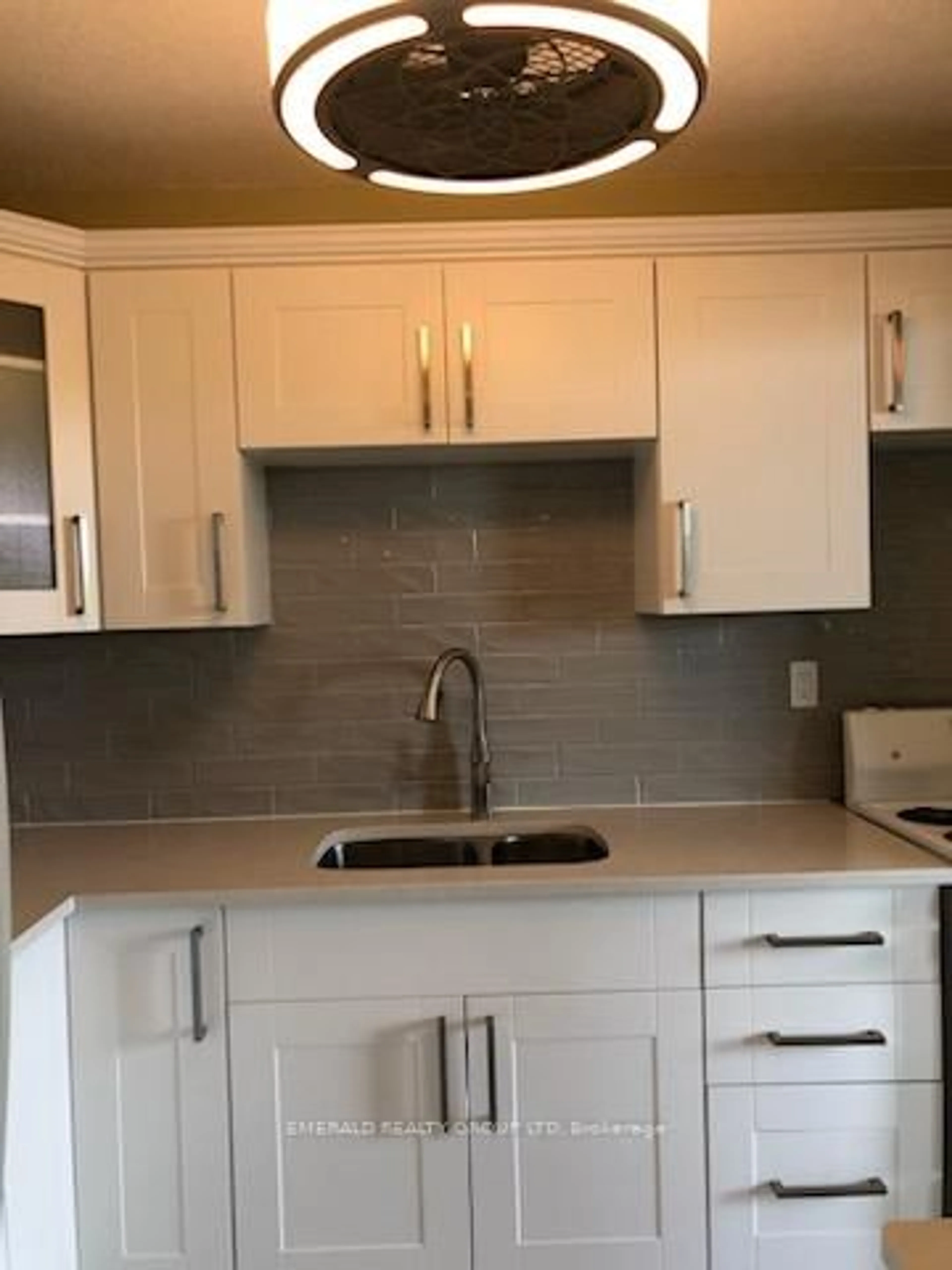 Standard kitchen, unknown for 365 Geneva St #609, St. Catharines Ontario L2N 5S7