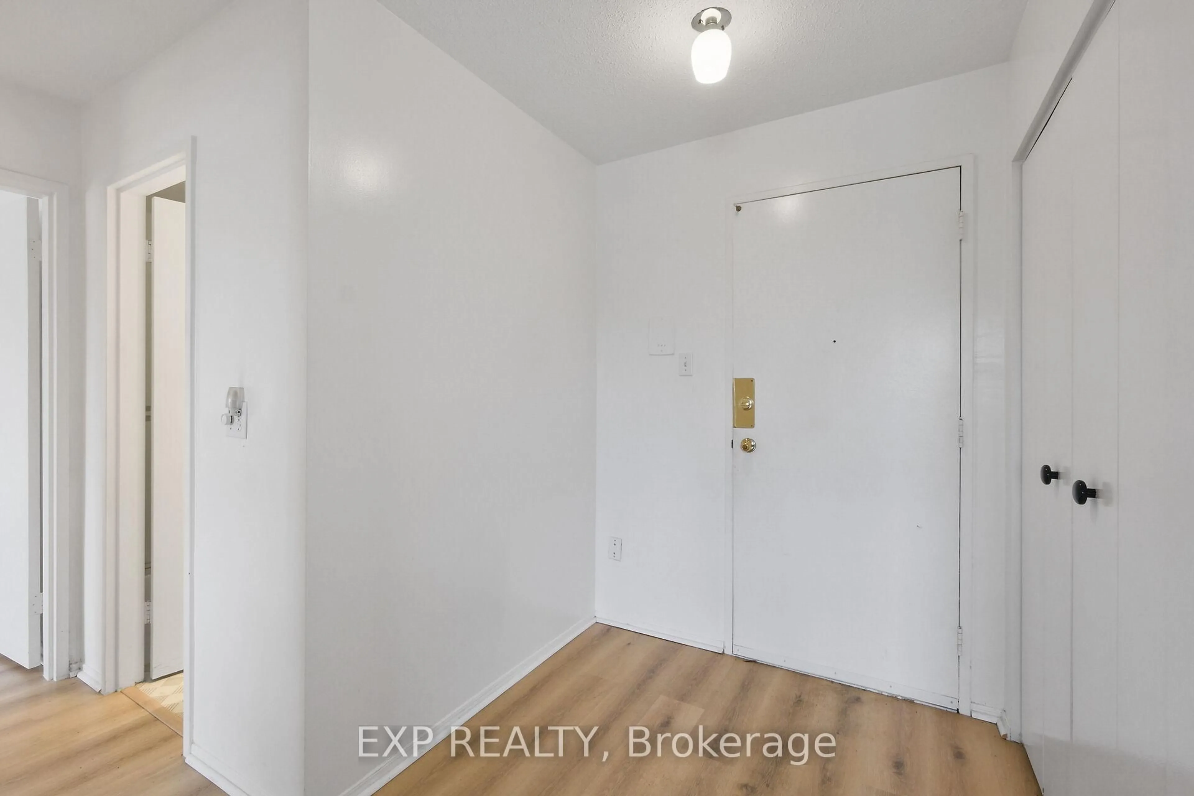 A pic of a room for 2041 Arrowsmith Dr #305B, Ottawa Ontario K1J 7V7