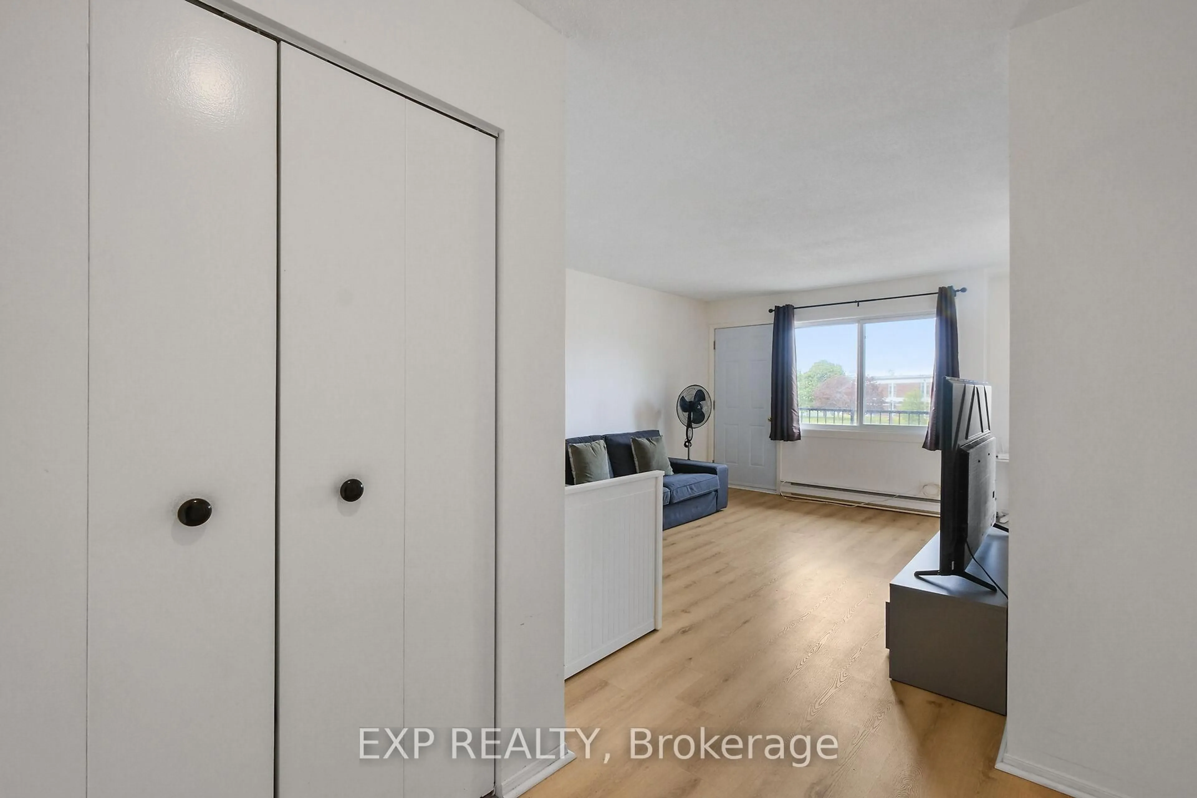 A pic of a room for 2041 Arrowsmith Dr #305B, Ottawa Ontario K1J 7V7