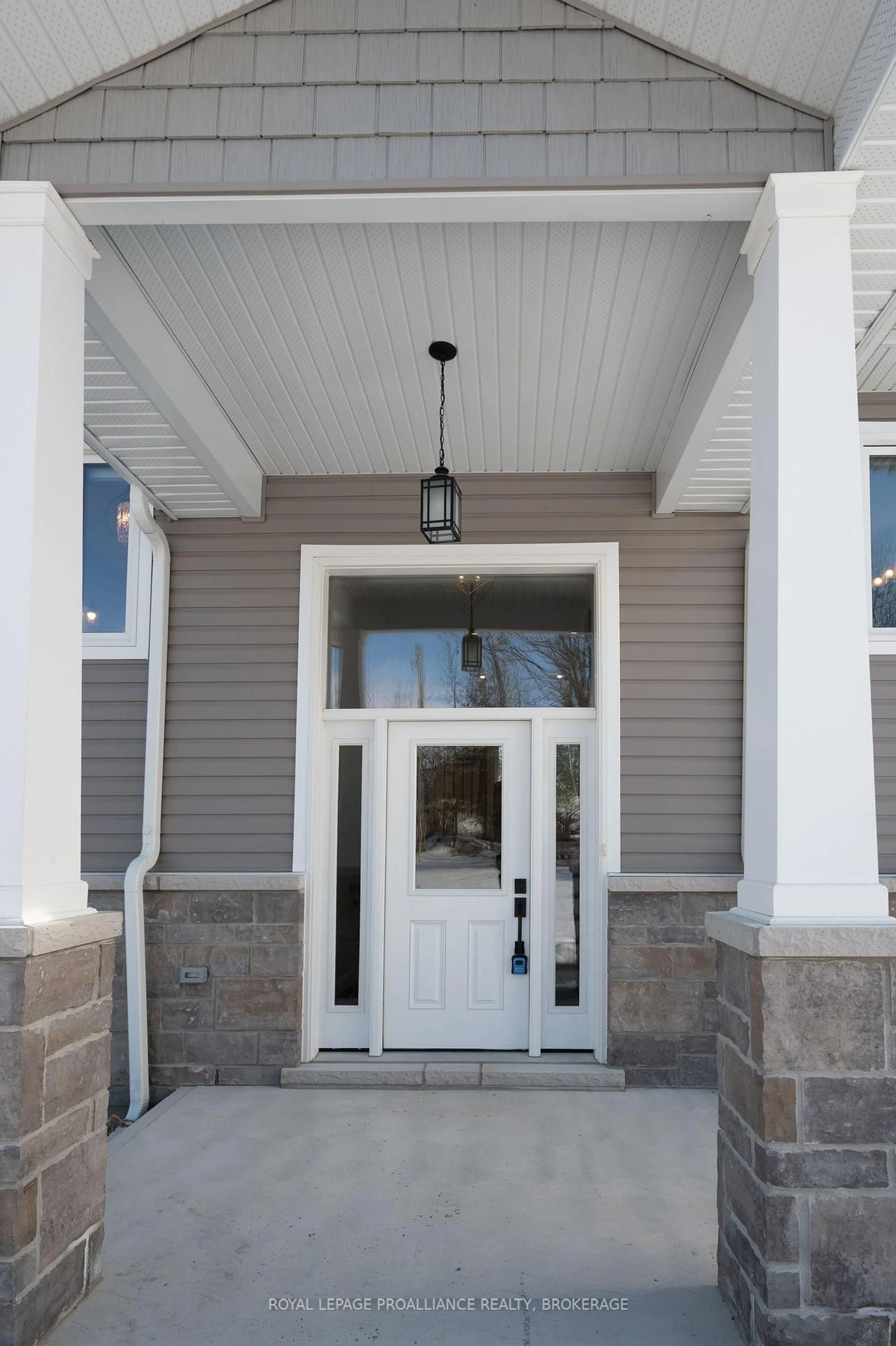 Indoor entryway for 12 Petworth Rd, Yarker Ontario K0K 3N0