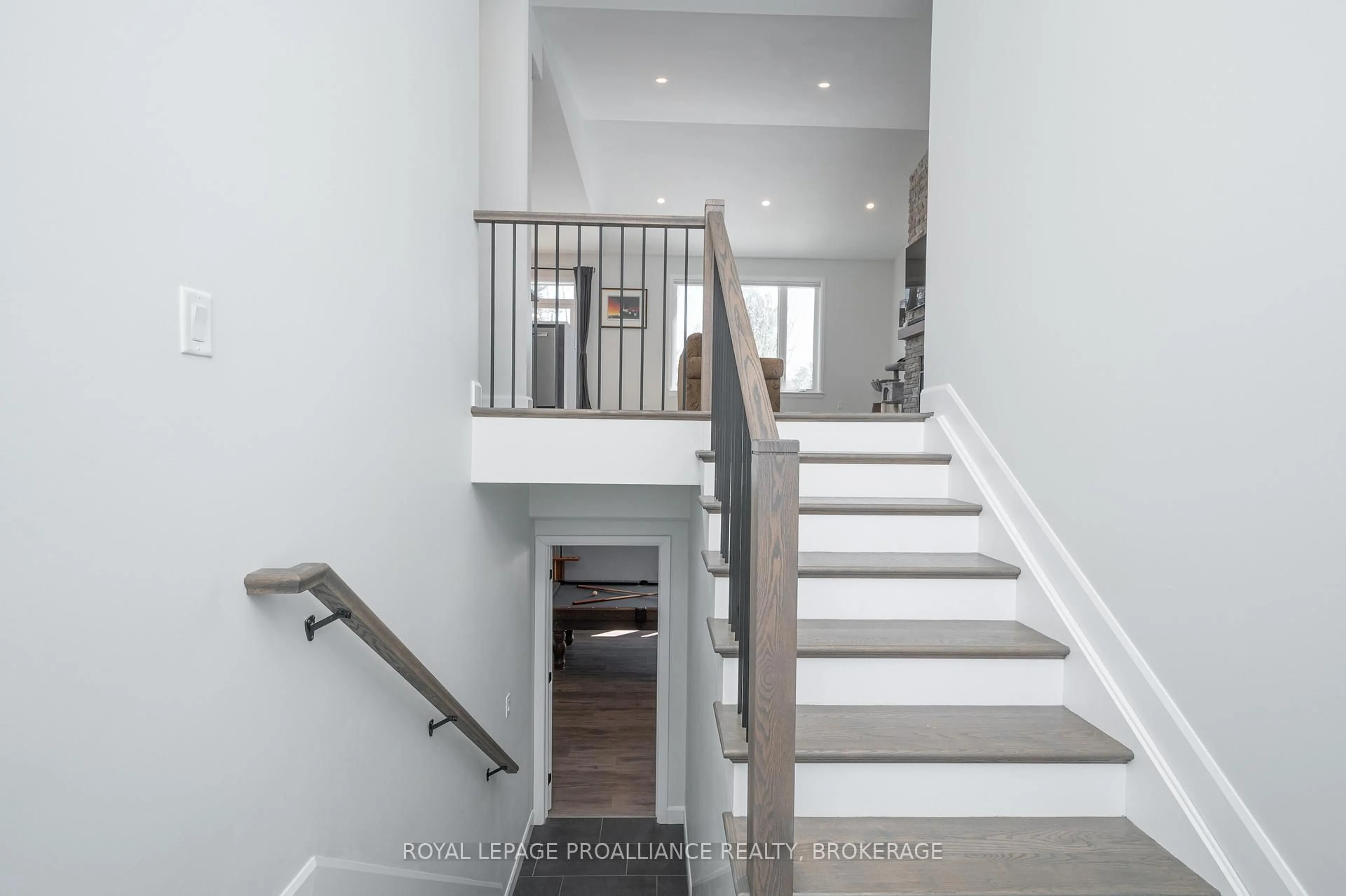 Stairs for 12 Petworth Rd, Yarker Ontario K0K 3N0