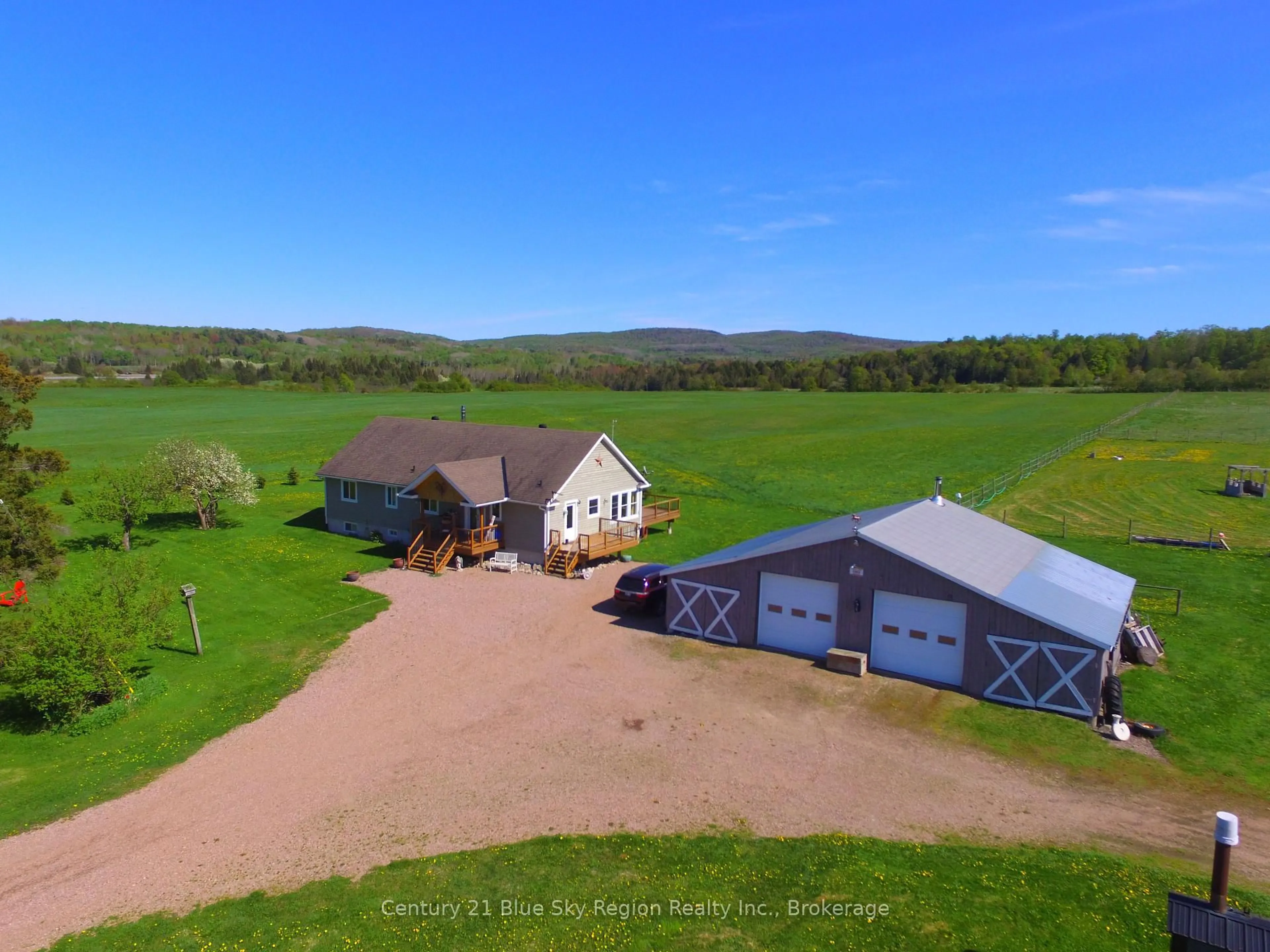 A pic from outside/outdoor area/front of a property/back of a property/a pic from drone, unknown for 167 English Line, Powassan Ontario P0H 1Z0