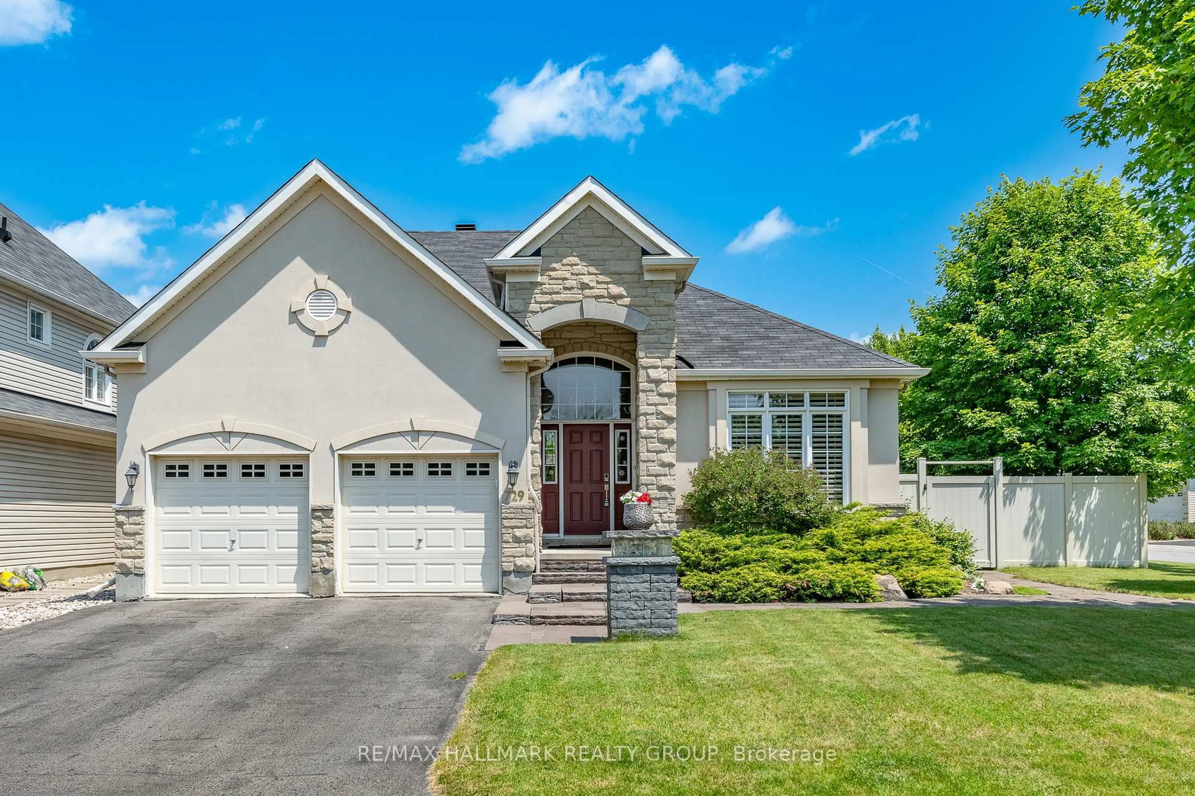 Unknown for 729 KILBIRNIE Dr, Ottawa Ontario K2J 0M1