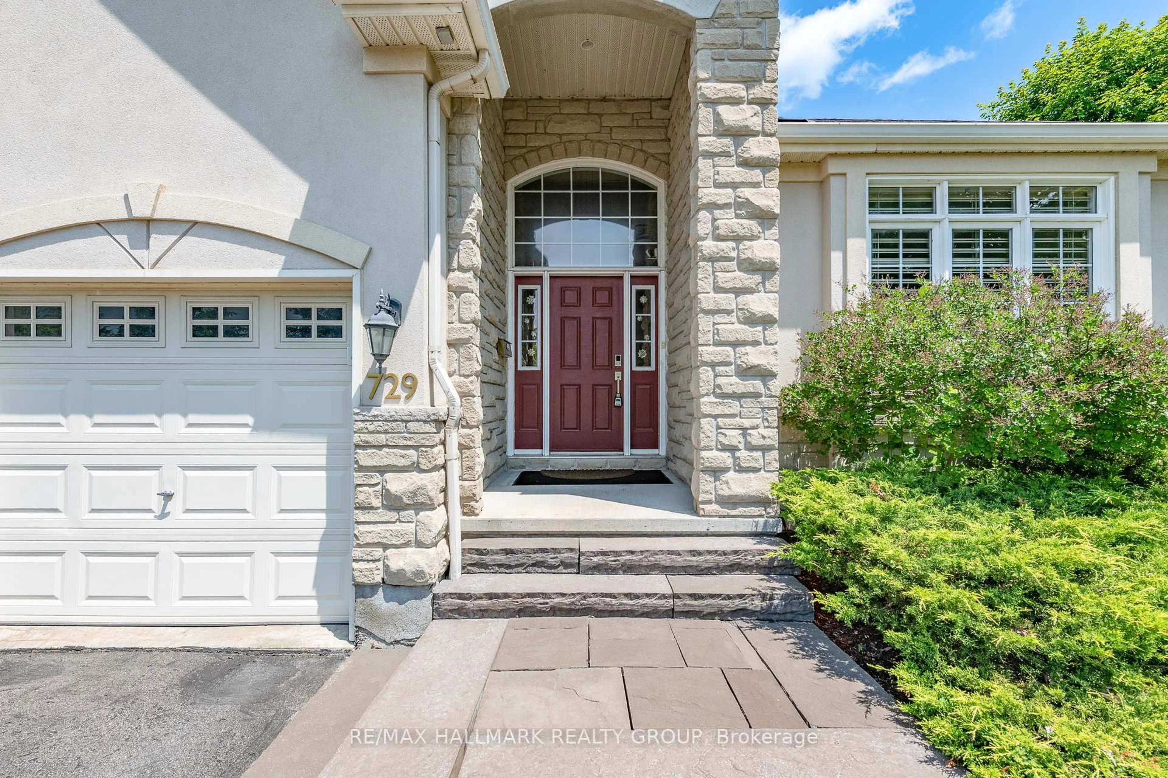 Unknown for 729 KILBIRNIE Dr, Ottawa Ontario K2J 0M1
