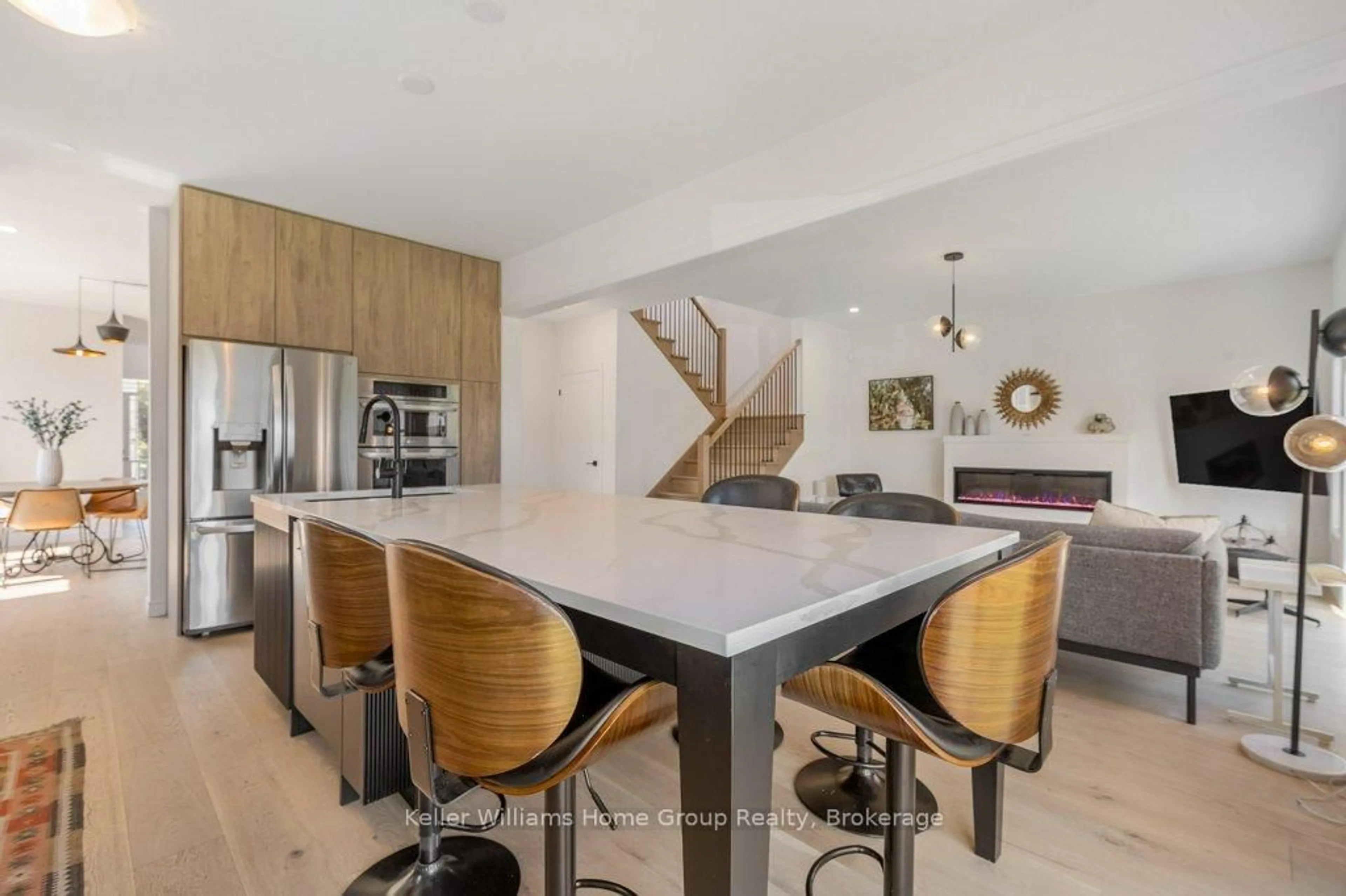 Open concept kitchen, unknown for 48 MACALISTER BOULEVARD, Guelph Ontario N1G 0G6