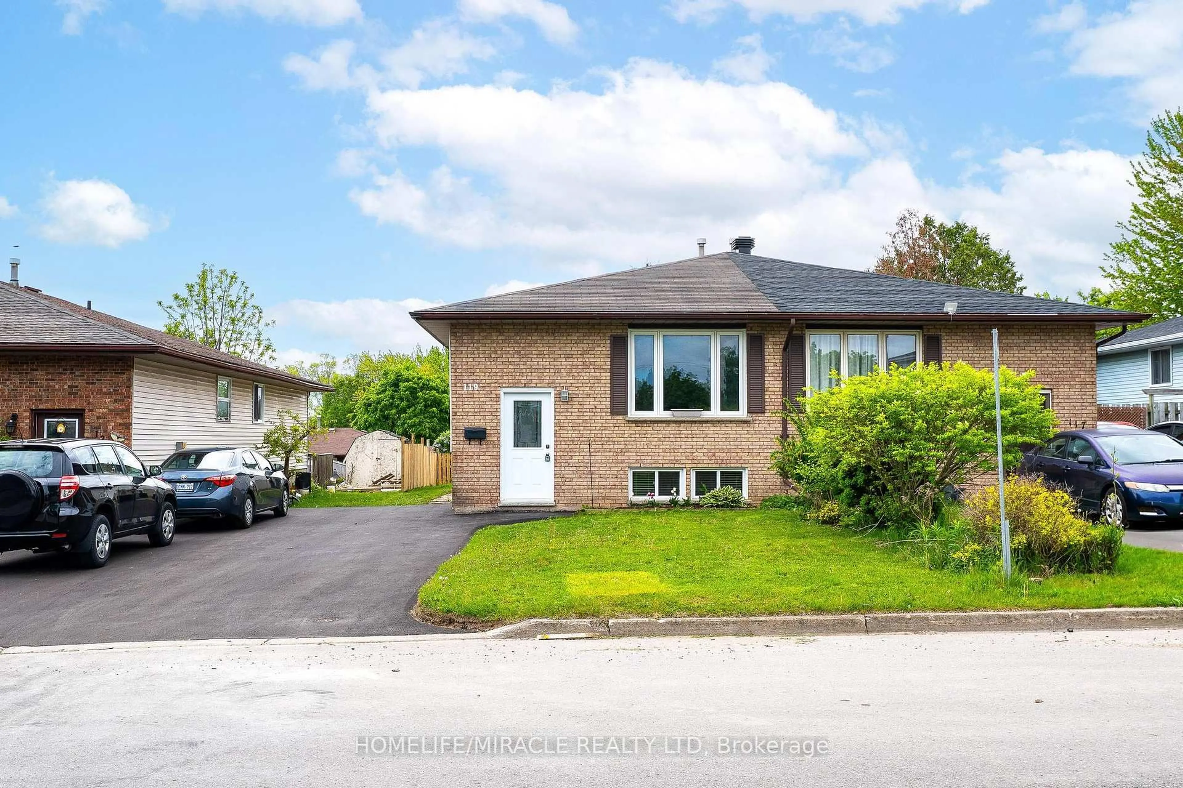Unknown for 119 Nickolas Cres, Cambridge Ontario N3C 3L7