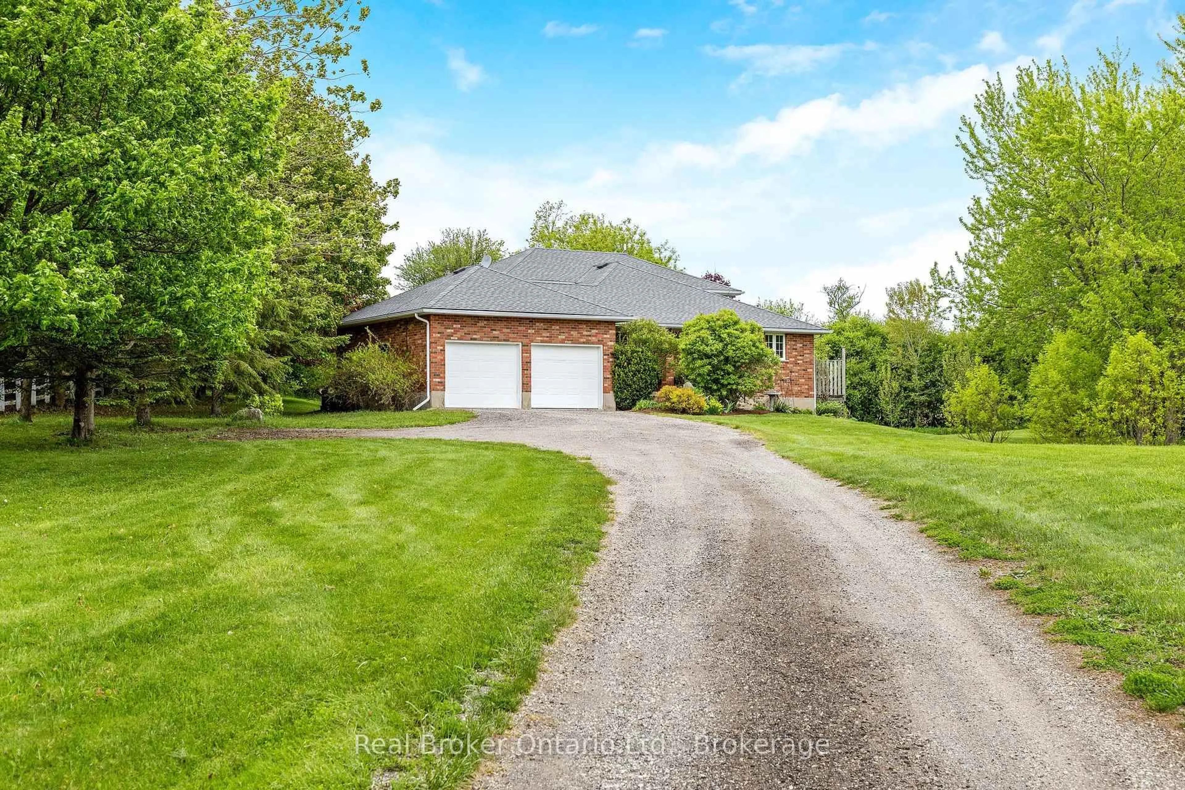 A pic from outside/outdoor area/front of a property/back of a property/a pic from drone, street for 7458 Wellington Rd 51 N/A, Guelph/Eramosa Ontario N1H 6J2