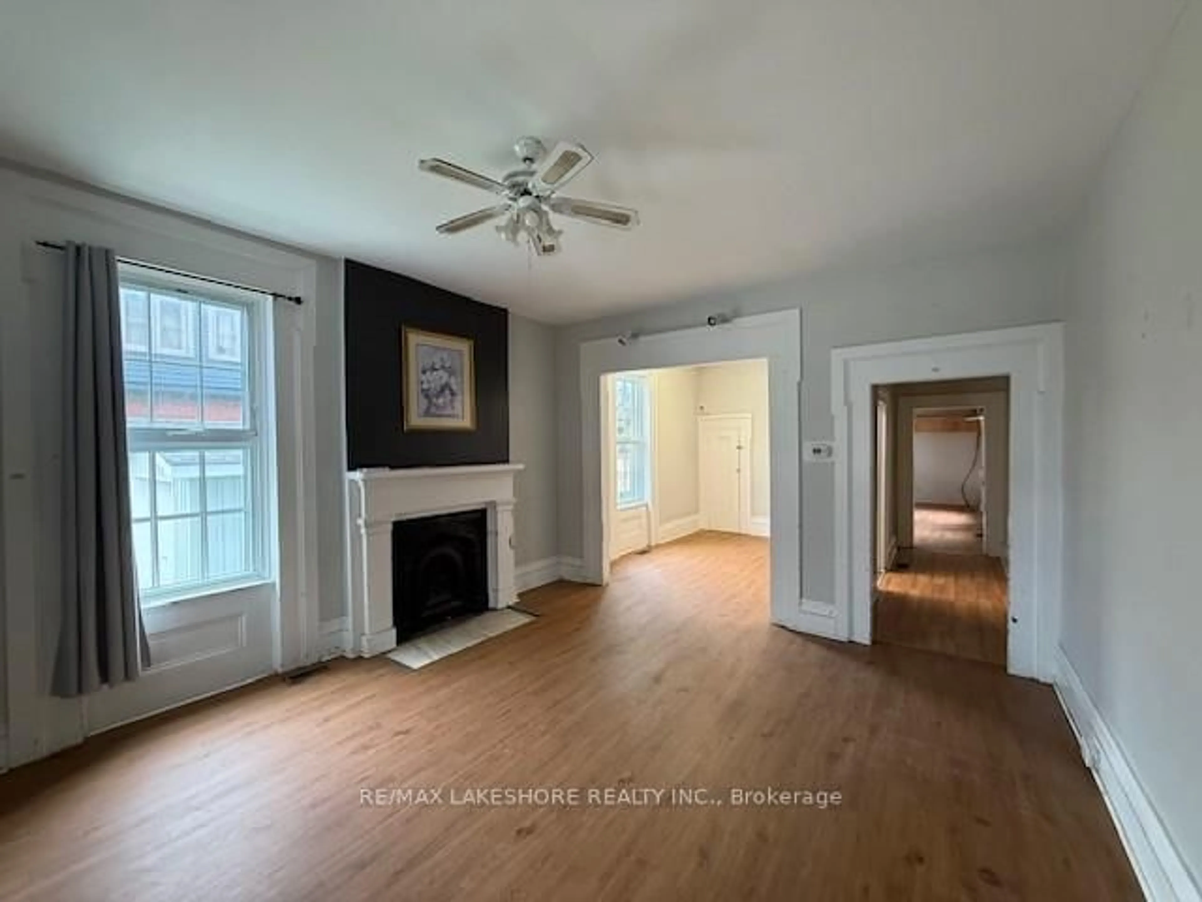 A pic of a room for 10 CHAPEL St, Cobourg Ontario K9A 1H9