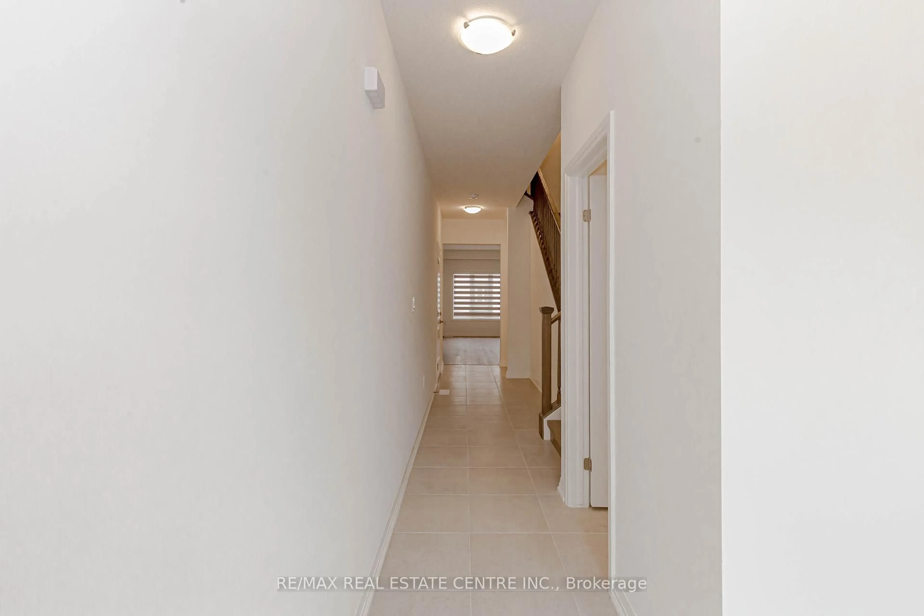 A pic of a room for 176 Bur oak Dr, Thorold Ontario L2V 0L7