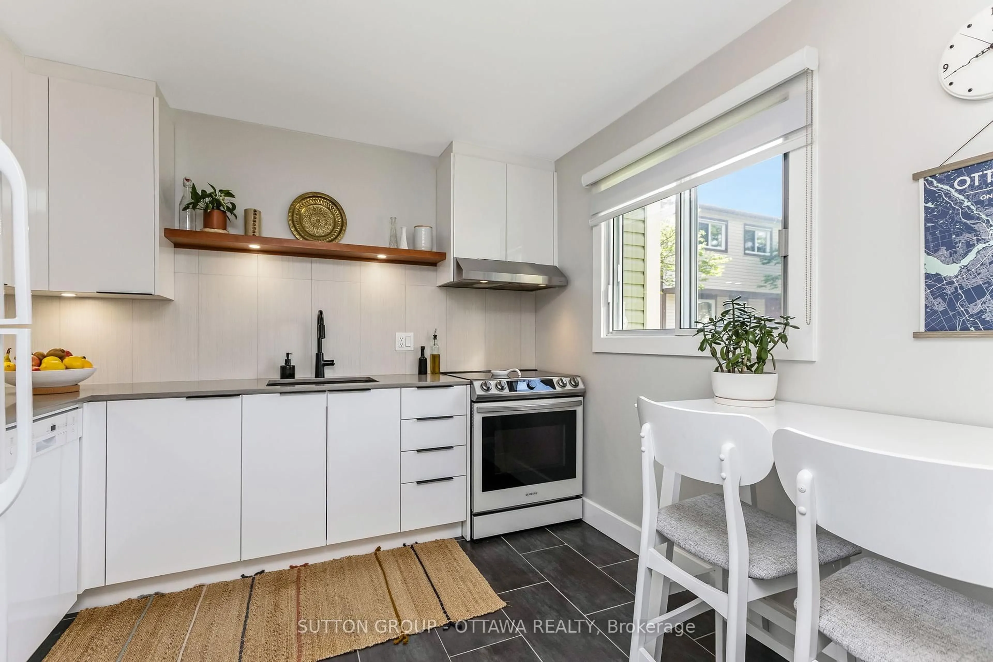 Standard kitchen, unknown for 237 Teal Cres, Orleans Ontario K1E 2C3