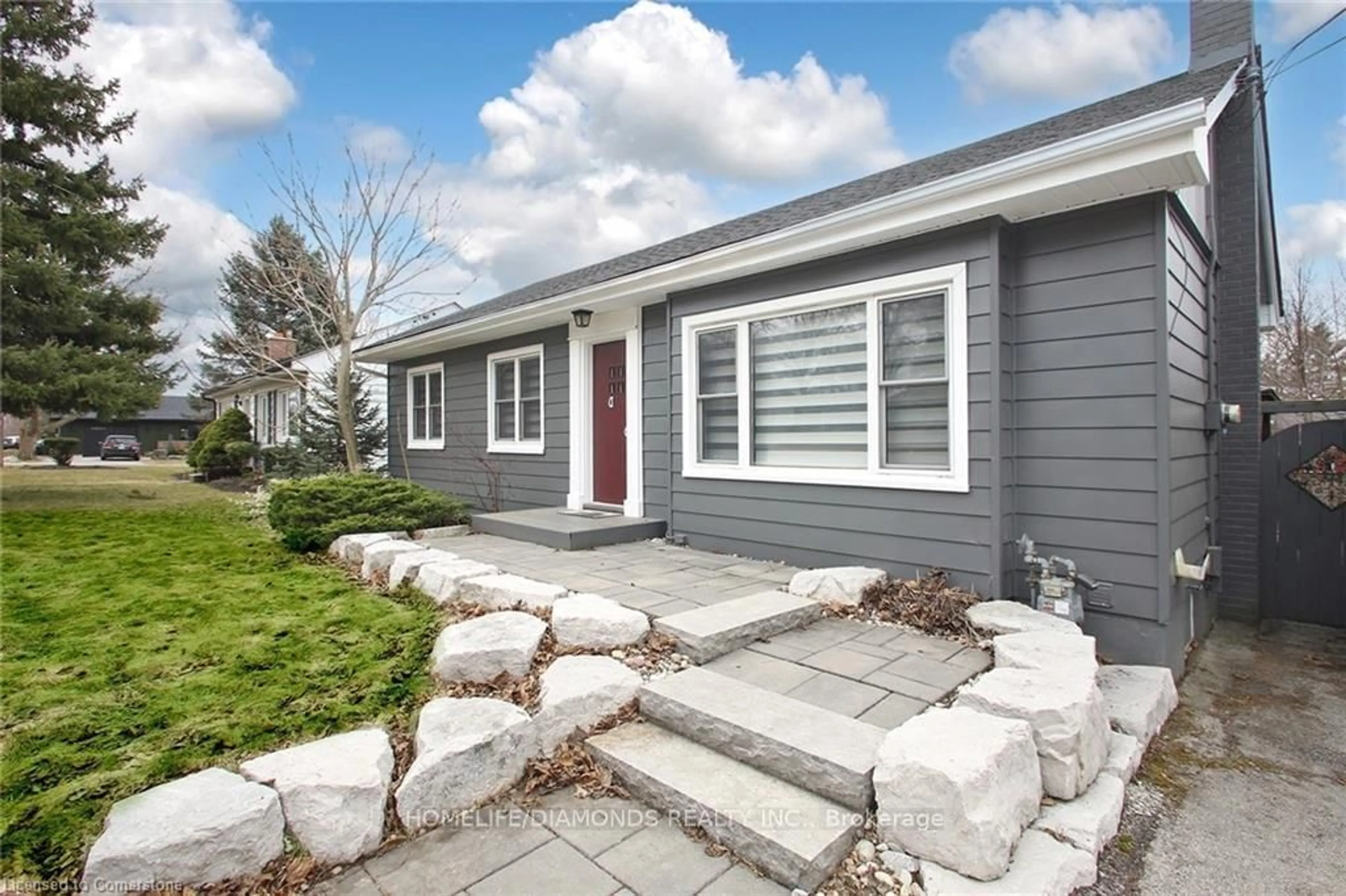 Home with vinyl exterior material, street for 15 First St, Hamilton Ontario L0R 2H0