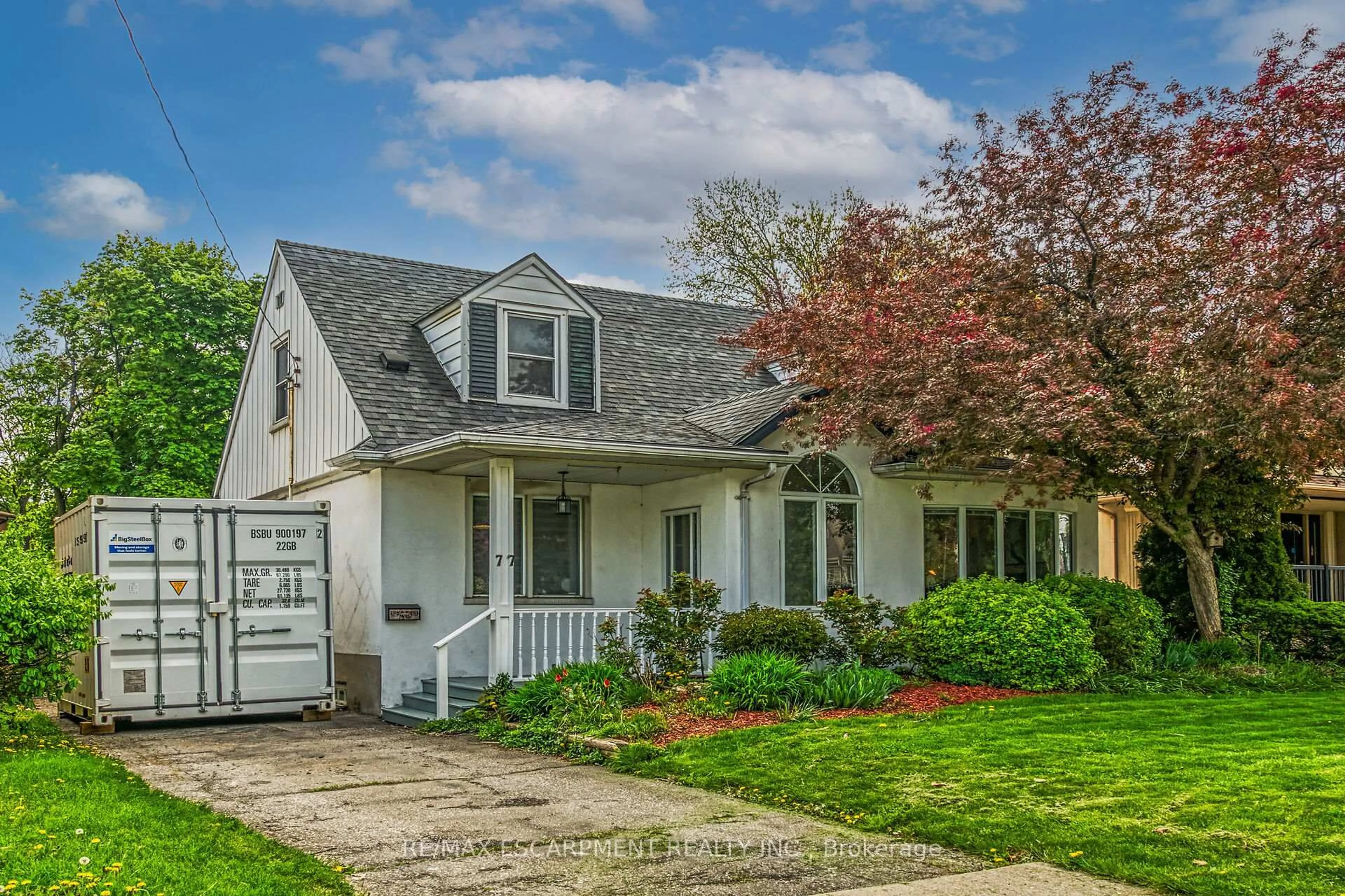 Home with vinyl exterior material, street for 77 ARCADE Cres, Hamilton Ontario L9C 3J1