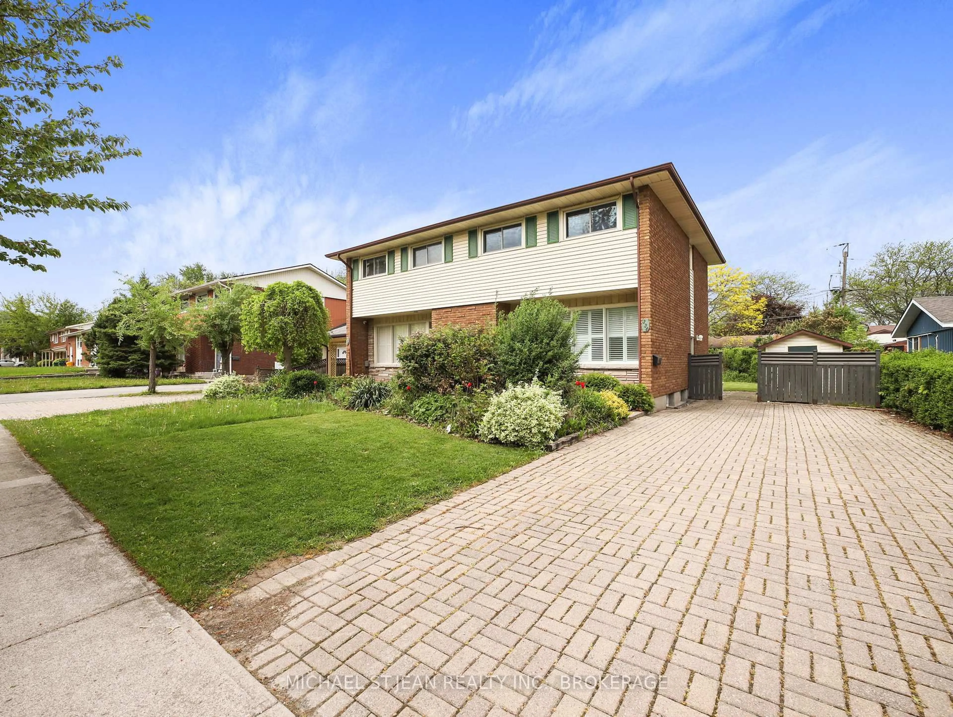 Home with brick exterior material, street for 334 Glenridge Ave, St. Catharines Ontario L2T 3K7