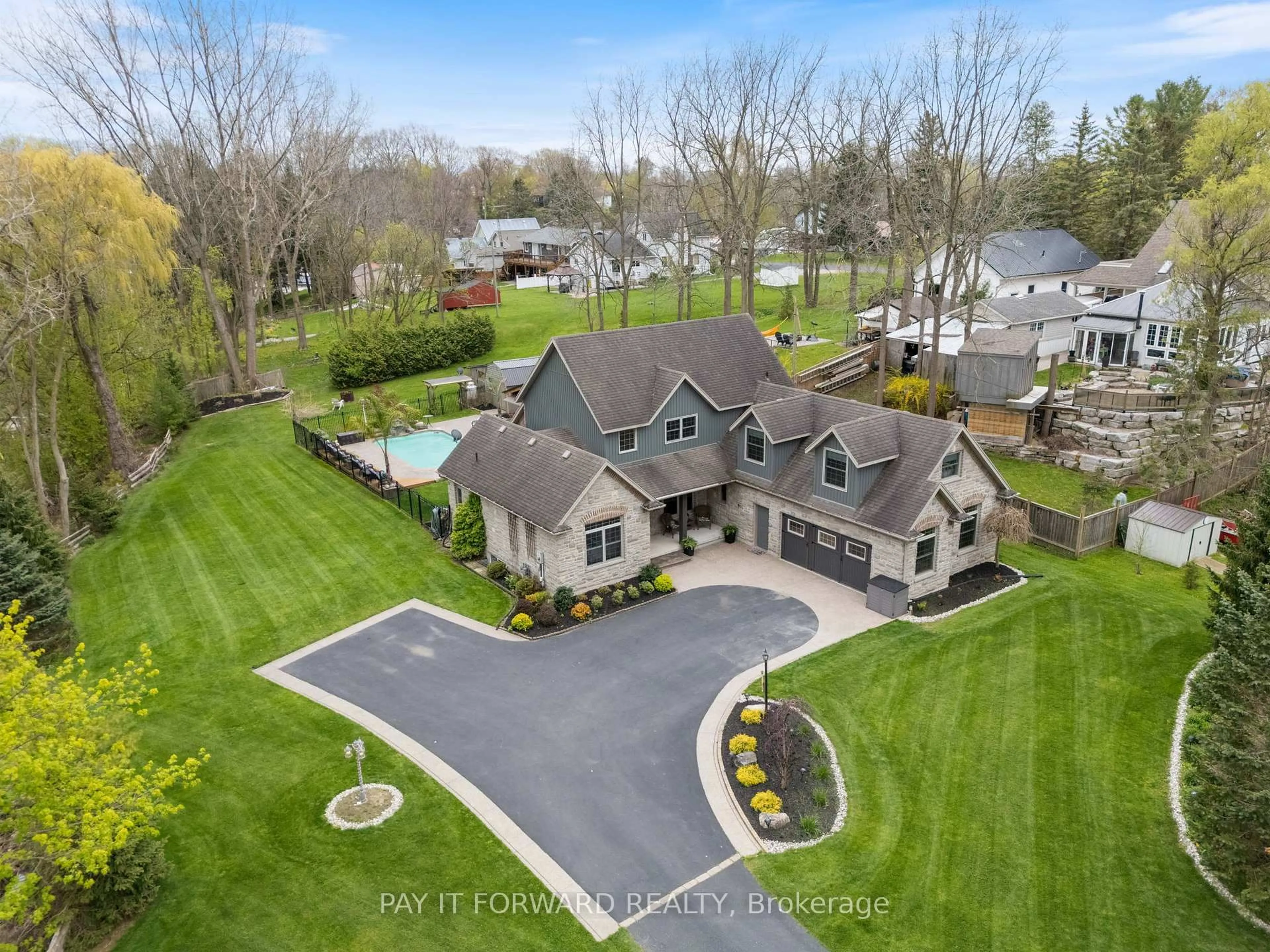 A pic from outside/outdoor area/front of a property/back of a property/a pic from drone, unknown for 38 Silver Lake Dr, Norfolk Ontario N0A 1N6