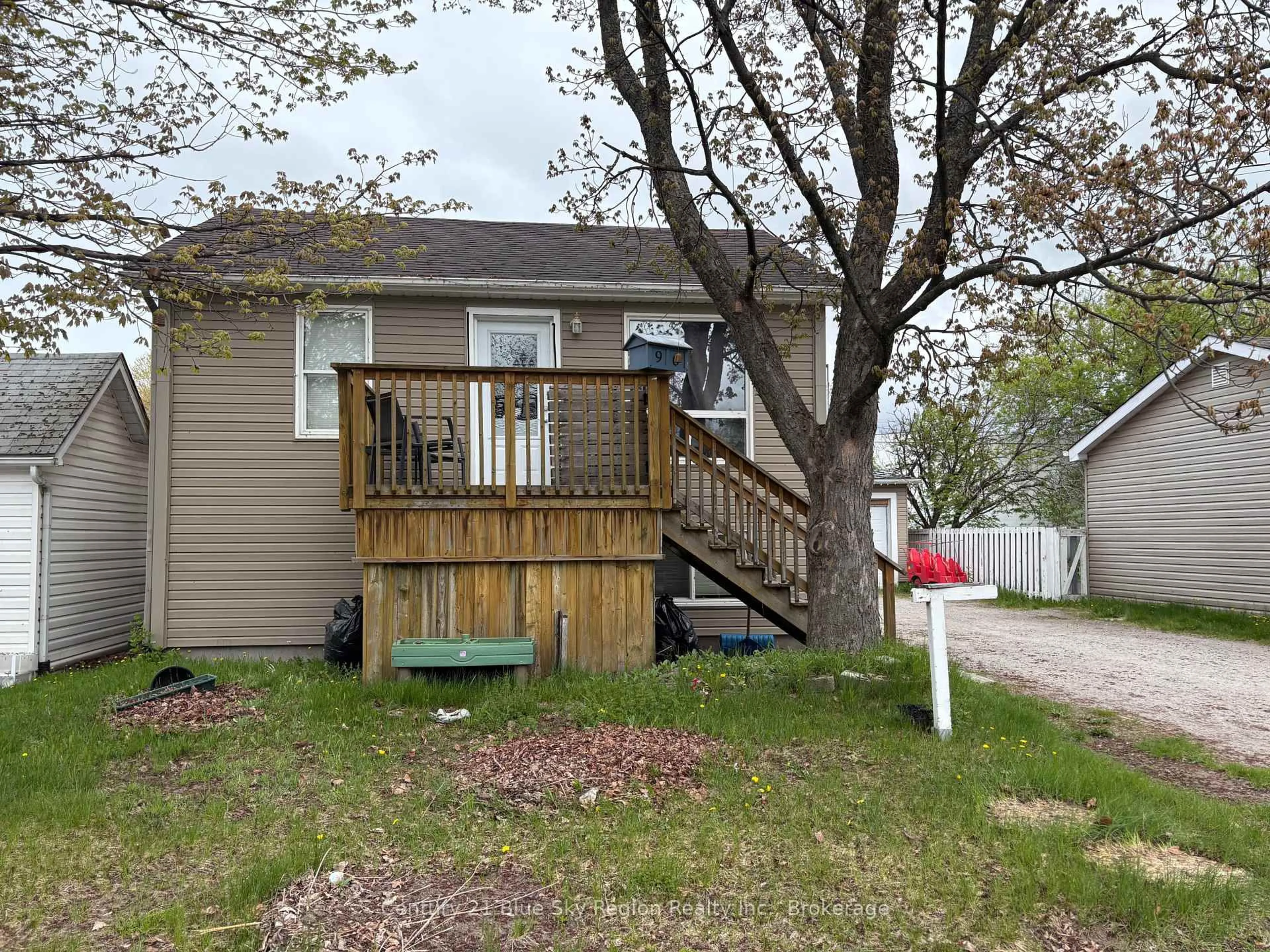 Unknown for 96 Nelson Ave, North Bay Ontario P1A 1Z9
