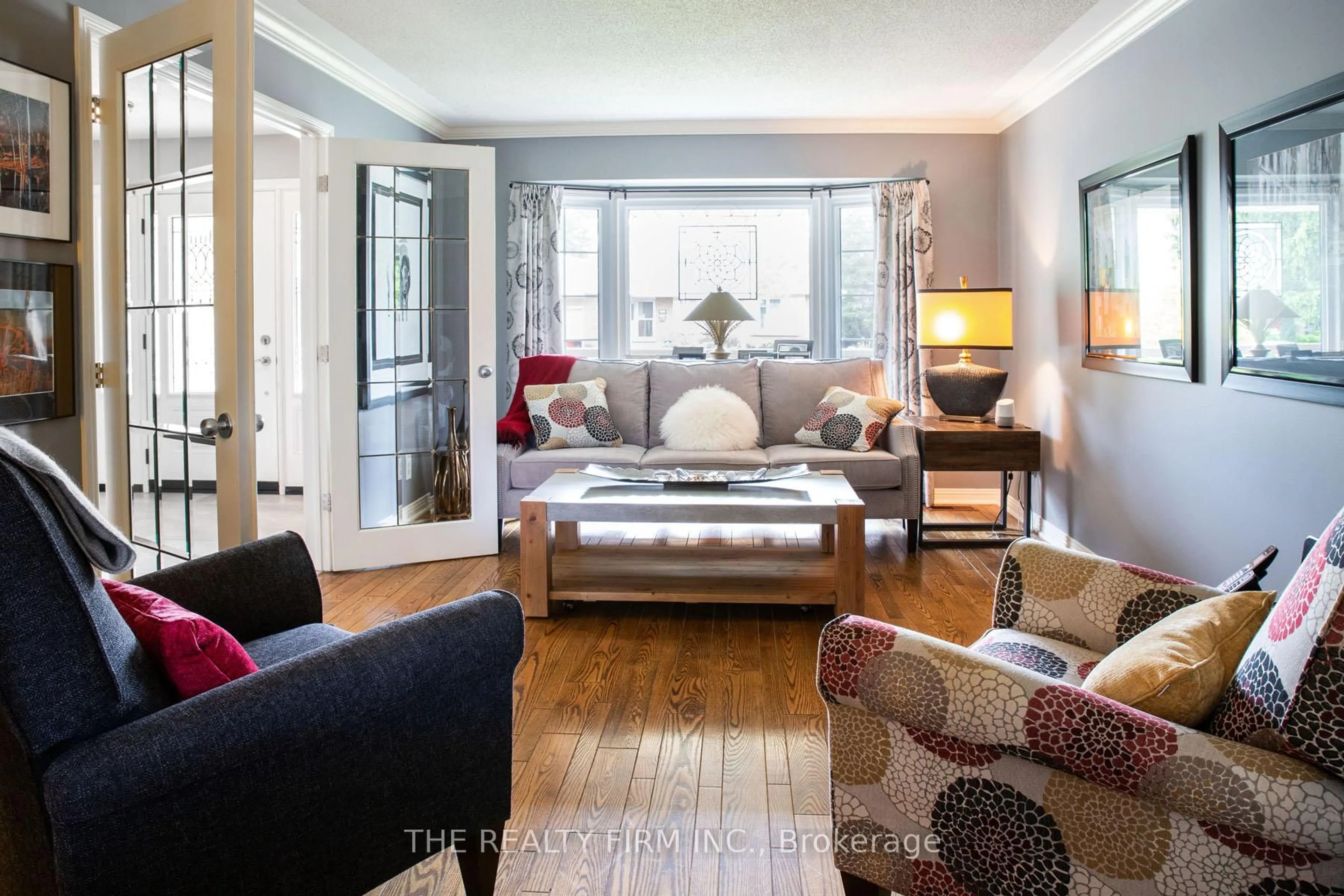 Living room with furniture, unknown for 43 September Cres, London South Ontario N6K 4E3