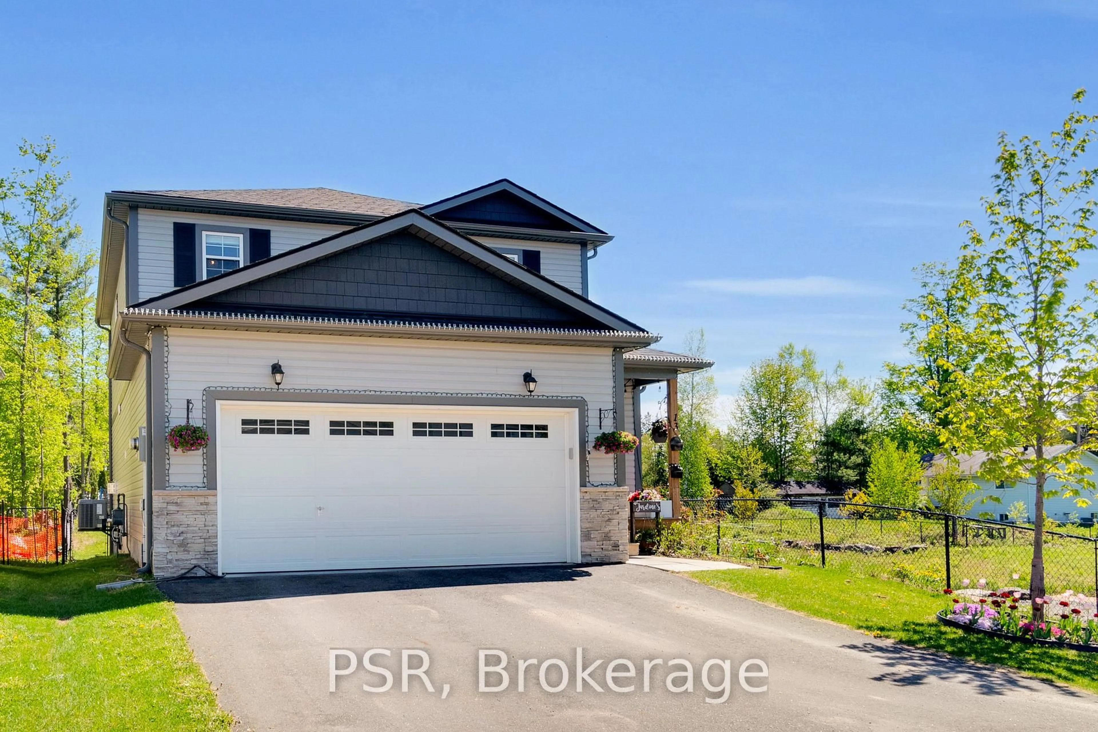 Unknown for 13 Quinn Forest Dr, Bracebridge Ontario P1L 0C8