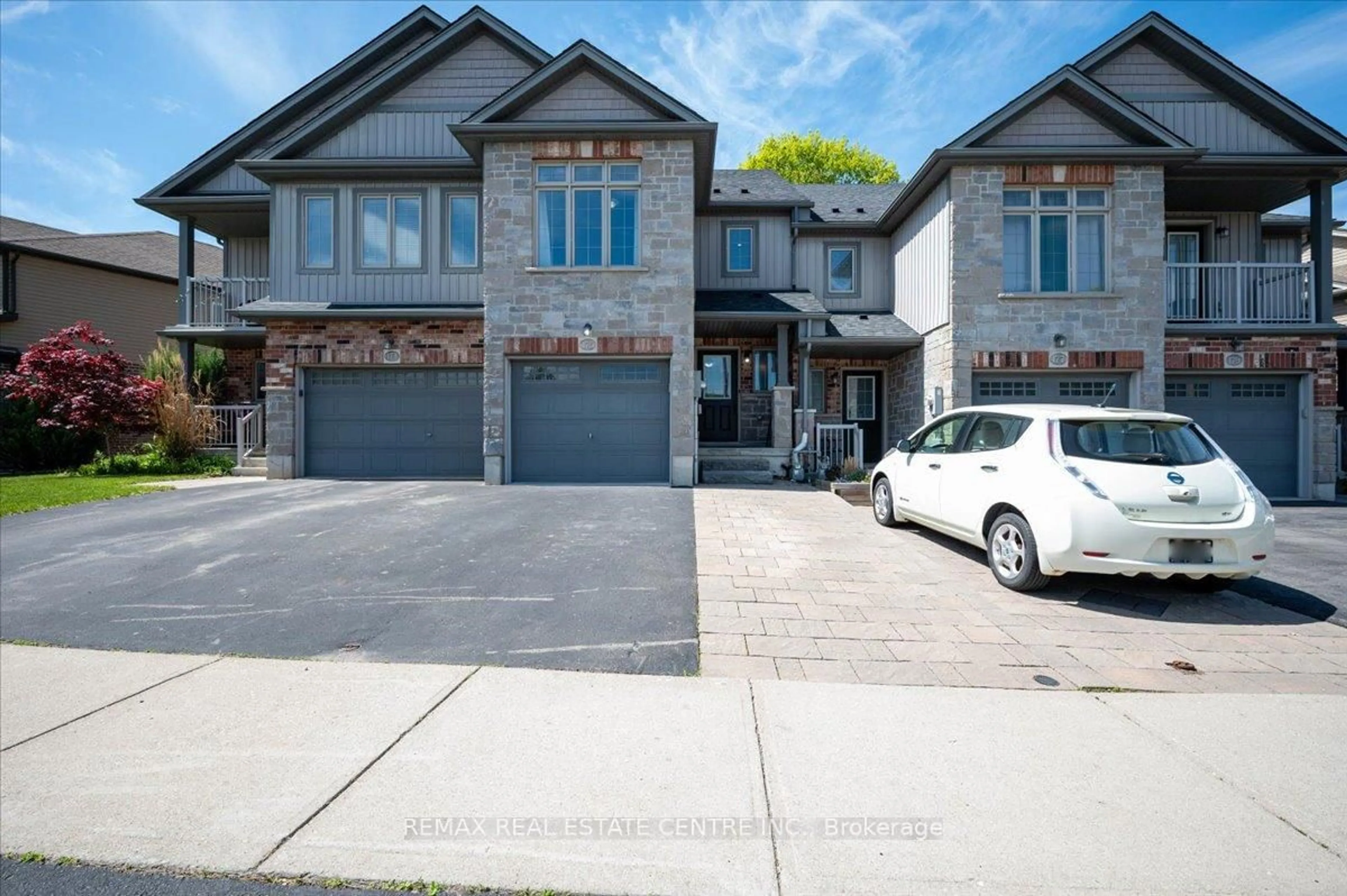Home with brick exterior material, street for 175 Maitland St, Kitchener Ontario N2R 0C3