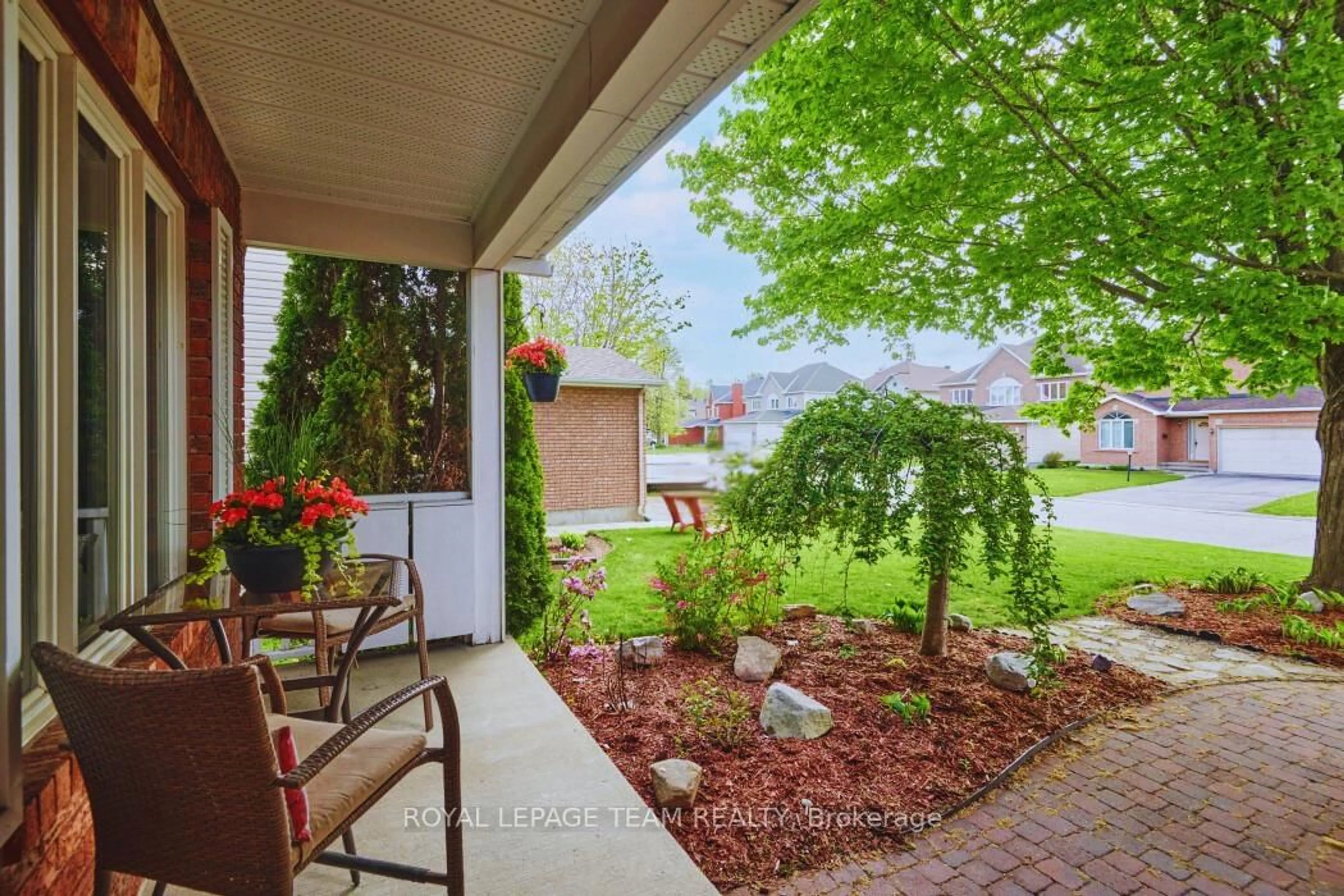 Patio, unknown for 21 Mayford Ave, Ottawa Ontario K2G 6A7