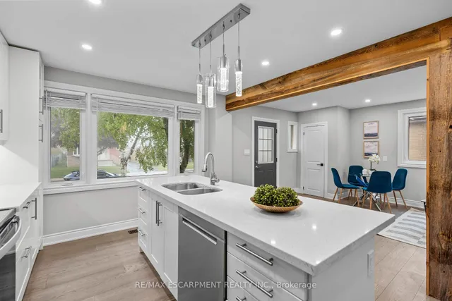 Additional property image - 342 East 15th St