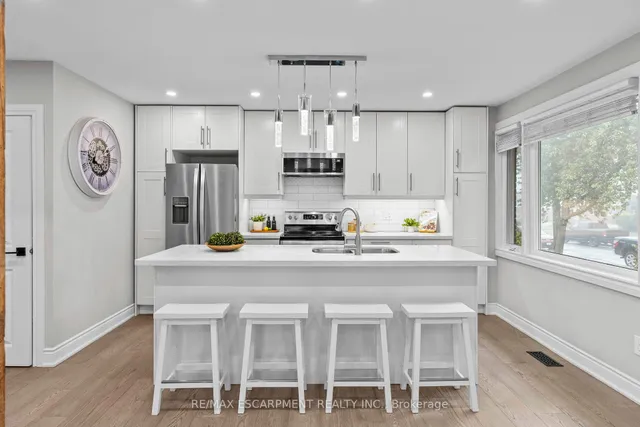 Additional property image - 342 East 15th St