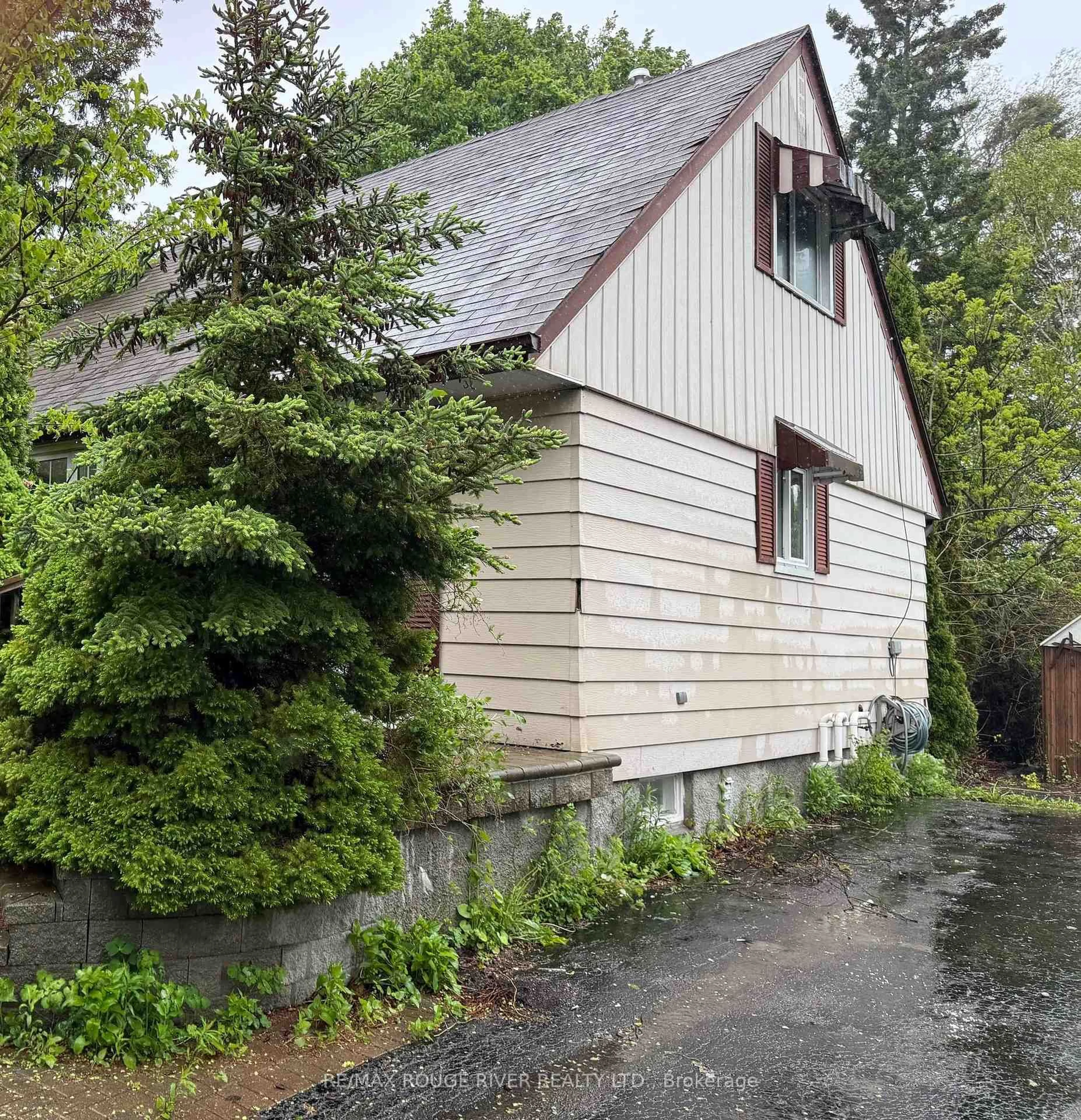 Unknown for 377 Campbell St, Cobourg Ontario K9A 4C1