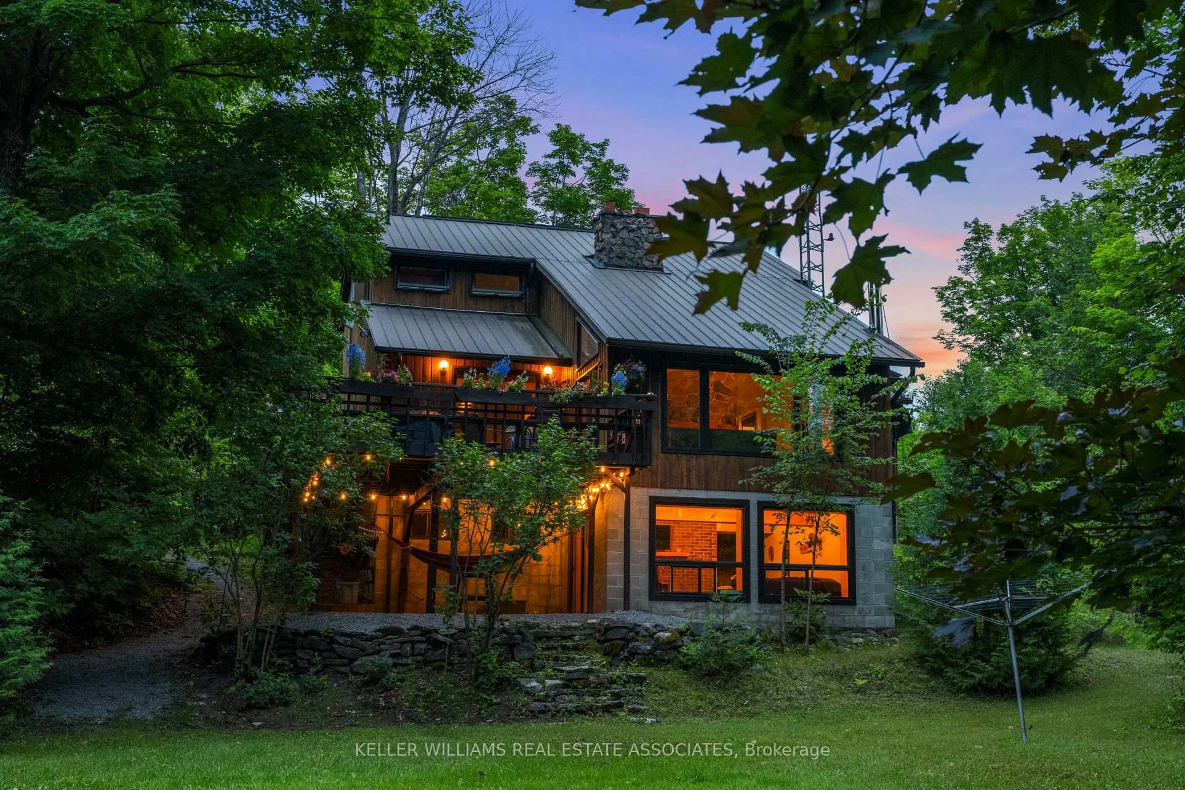 Home with brick exterior material, unknown for 1979 County Rd 48 Rd, Kawartha Lakes Ontario K0M 2B0