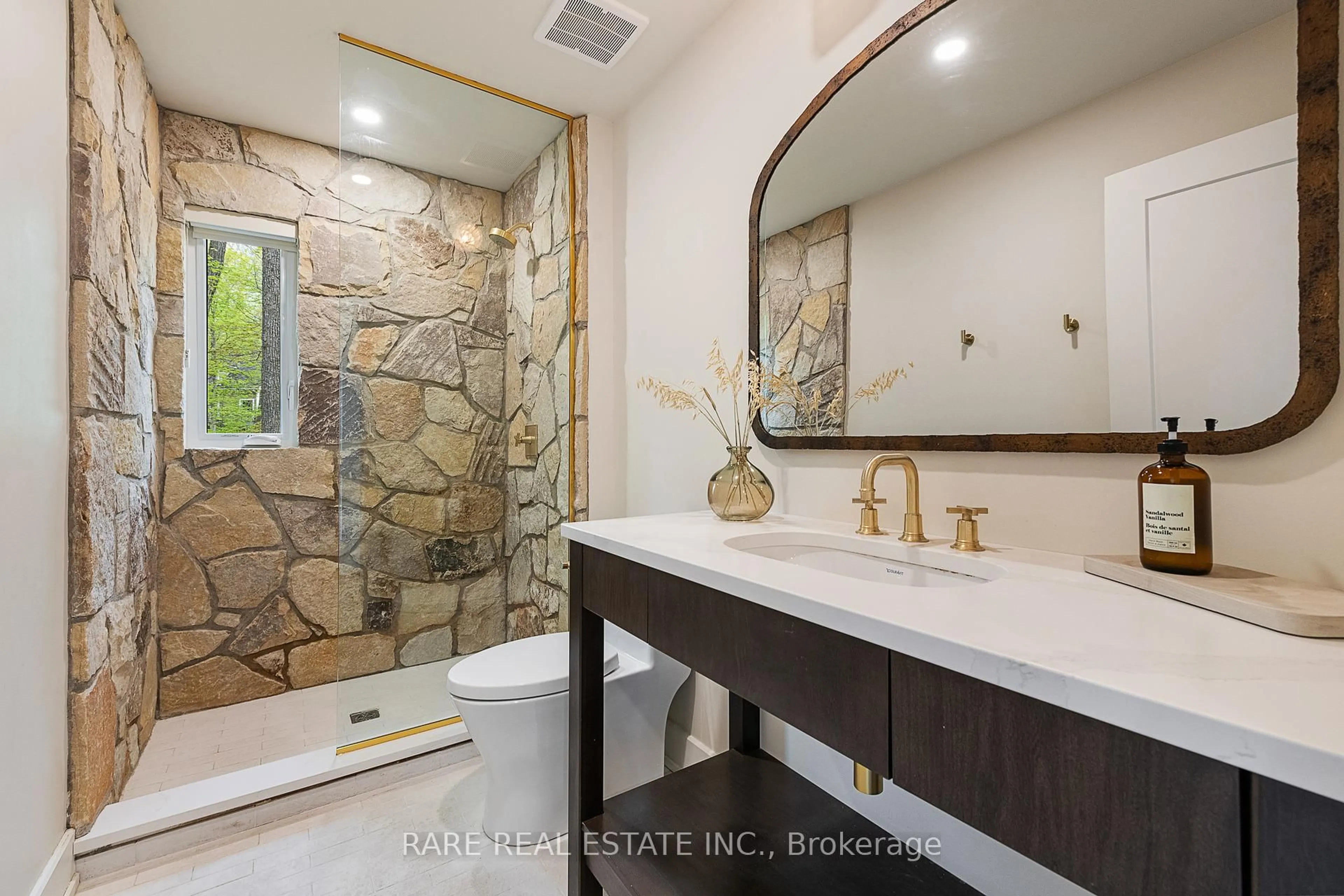 Contemporary bathroom, ceramic/tile floor for 68 Crestview Dr, Calabogie Ontario K0J 1H0