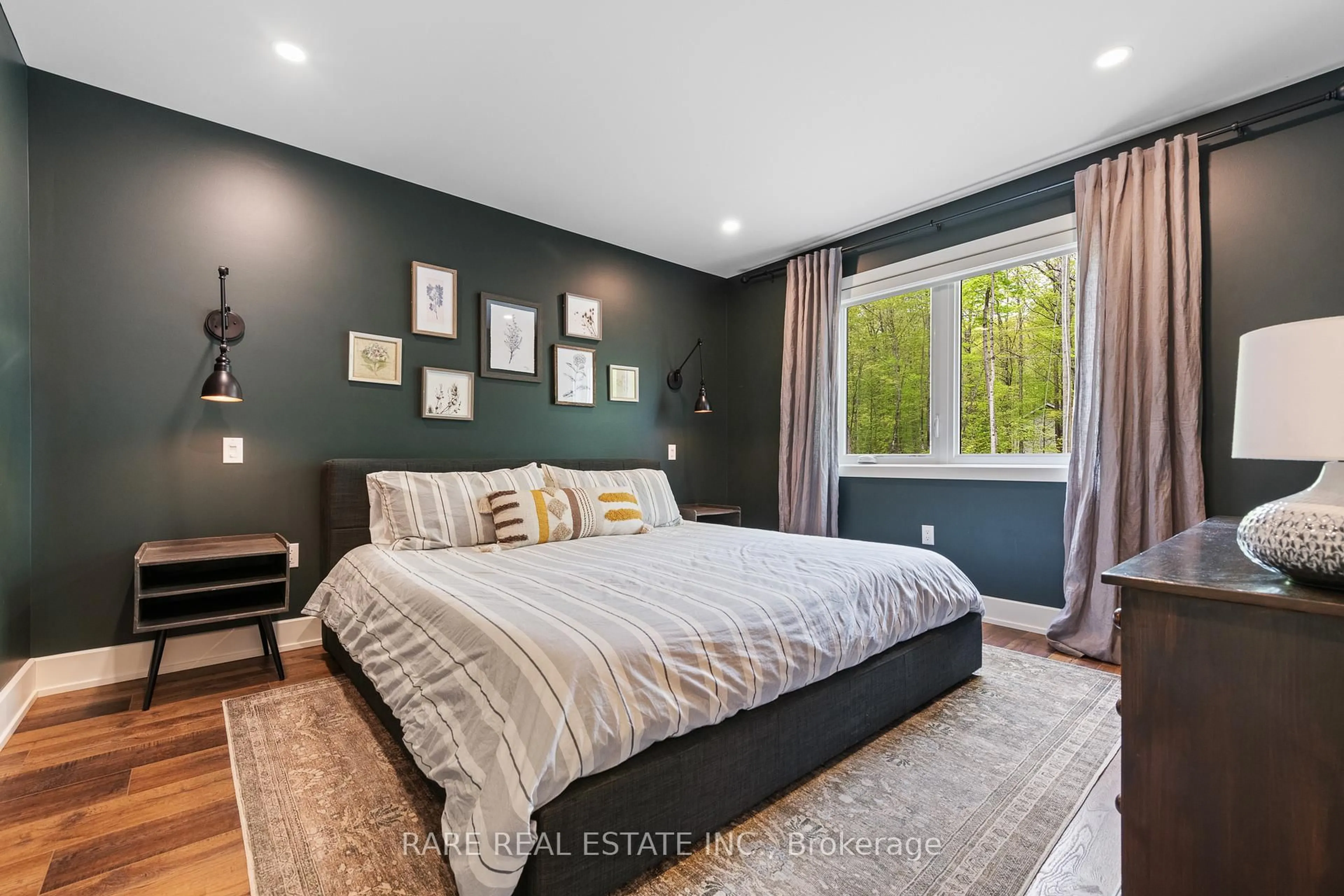 Bedroom with bed, unknown for 68 Crestview Dr, Calabogie Ontario K0J 1H0