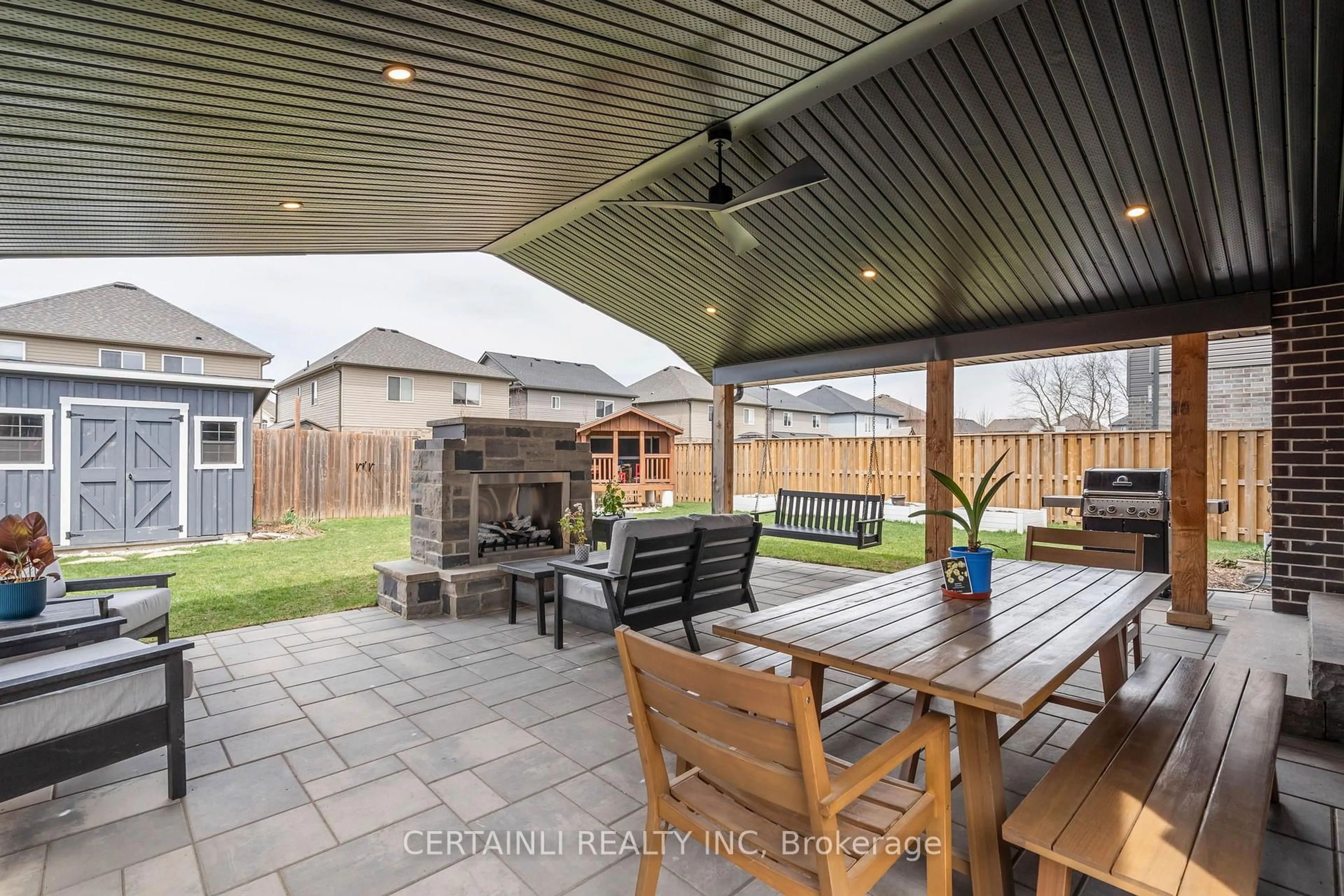 Patio, street for 16 Anderson Cres, Stratford Ontario N5A 3S5