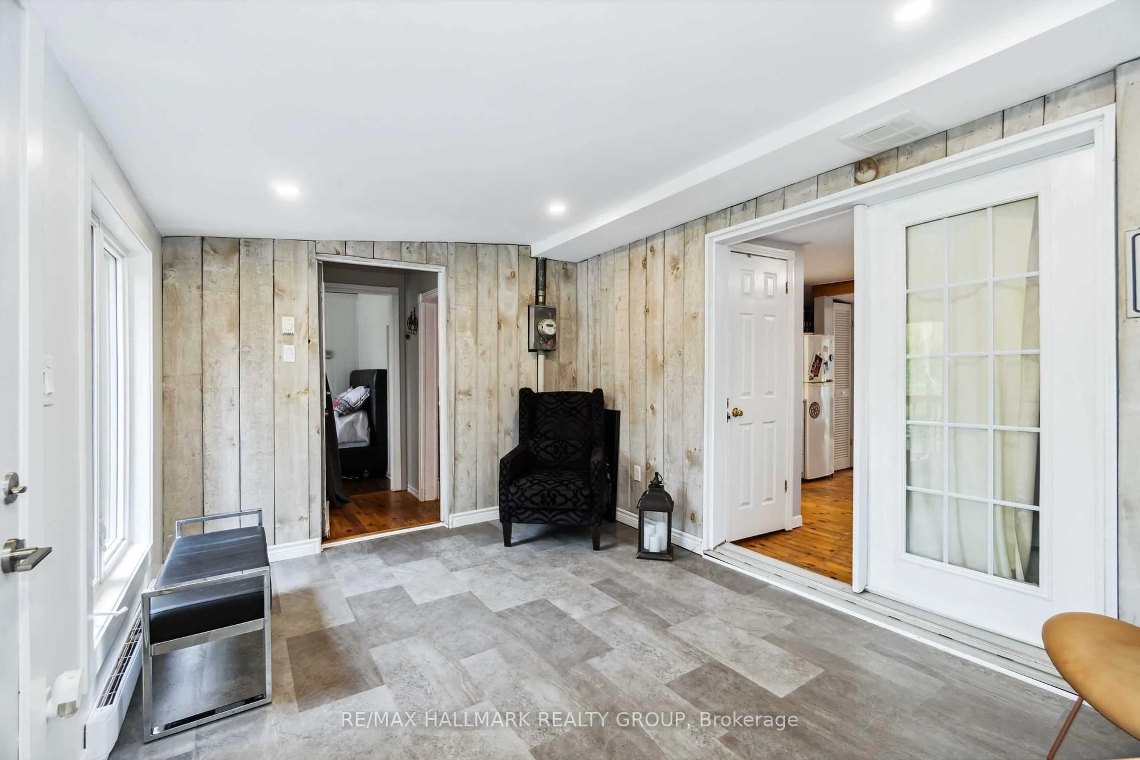 Indoor entryway for 2824 BARTS Lane, Kemptville Ontario K0G 1J0