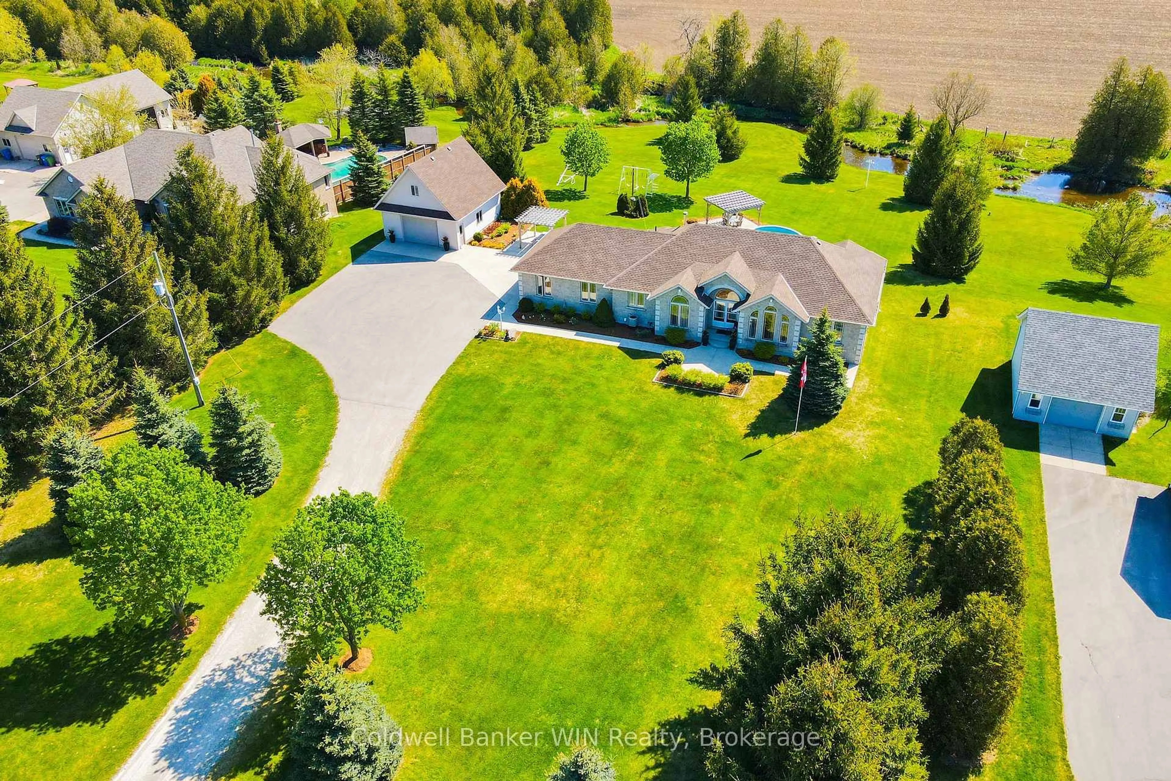 A pic from outside/outdoor area/front of a property/back of a property/a pic from drone, unknown for 411317 Southgate Siderd 41 Sdrd, Southgate Ontario N0G 2L0
