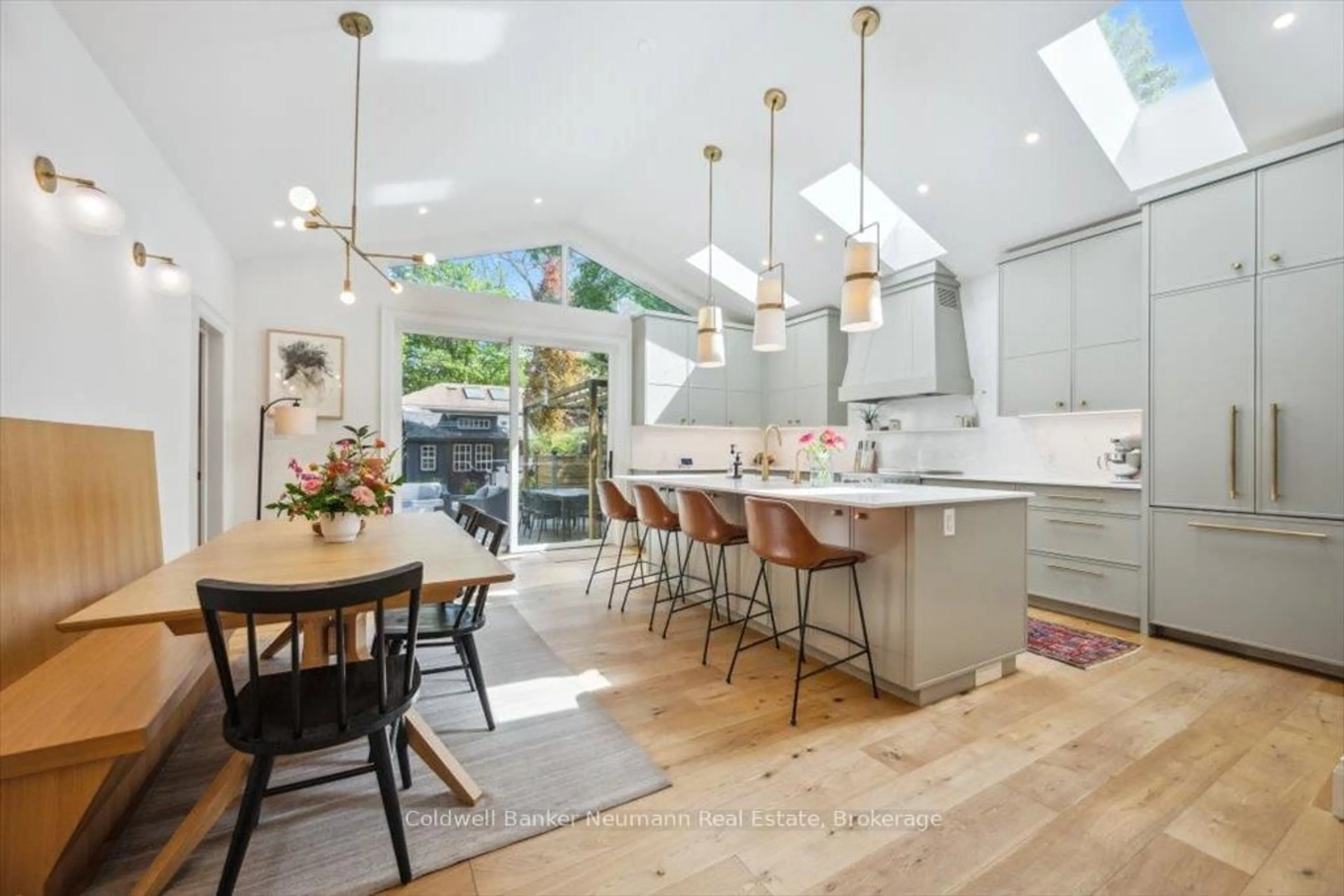 Open concept kitchen, unknown for 30 Powell St, Guelph Ontario N1H 1T9
