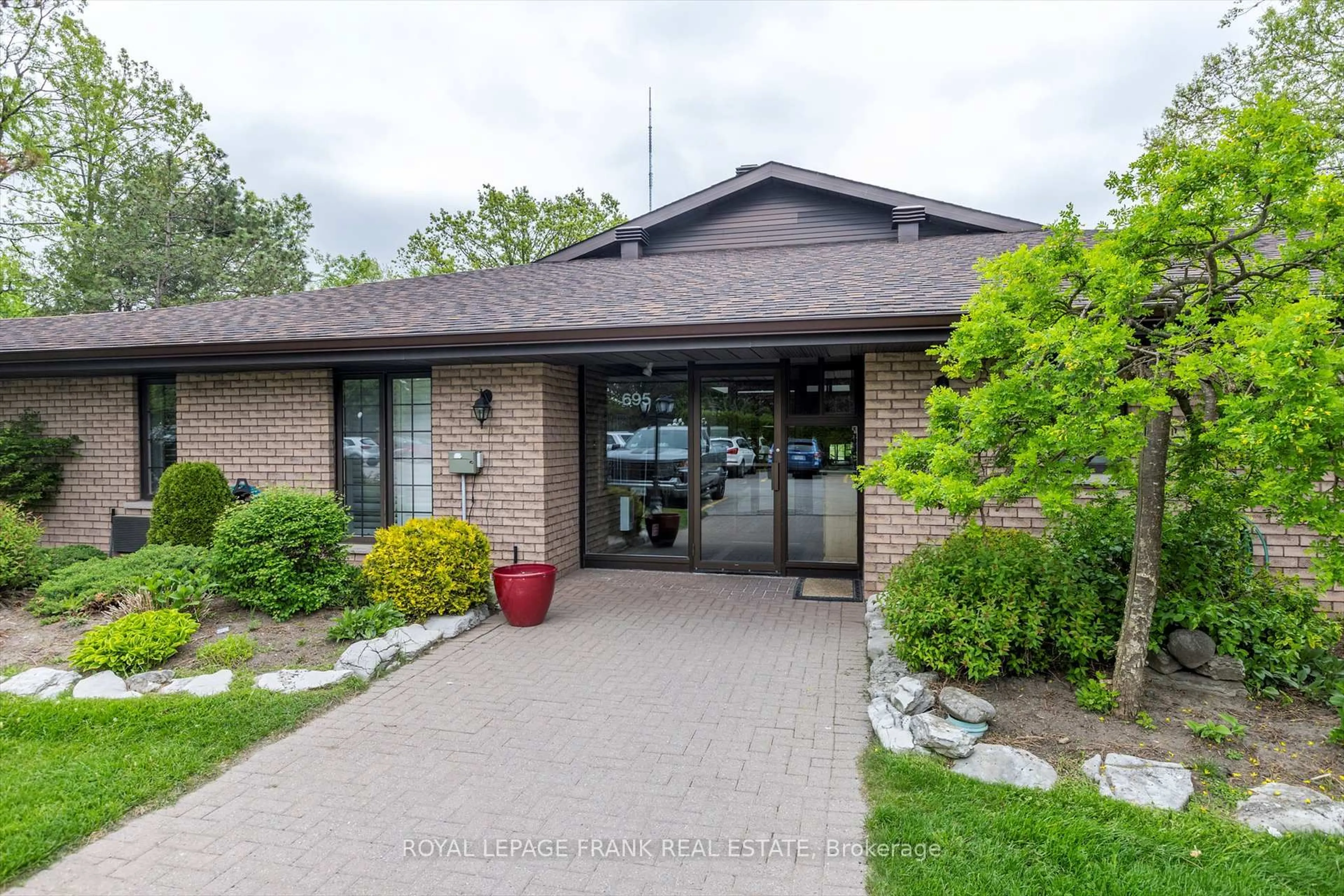 Unknown for 695 Whitaker St #4, Peterborough East Ontario K9H 7K3