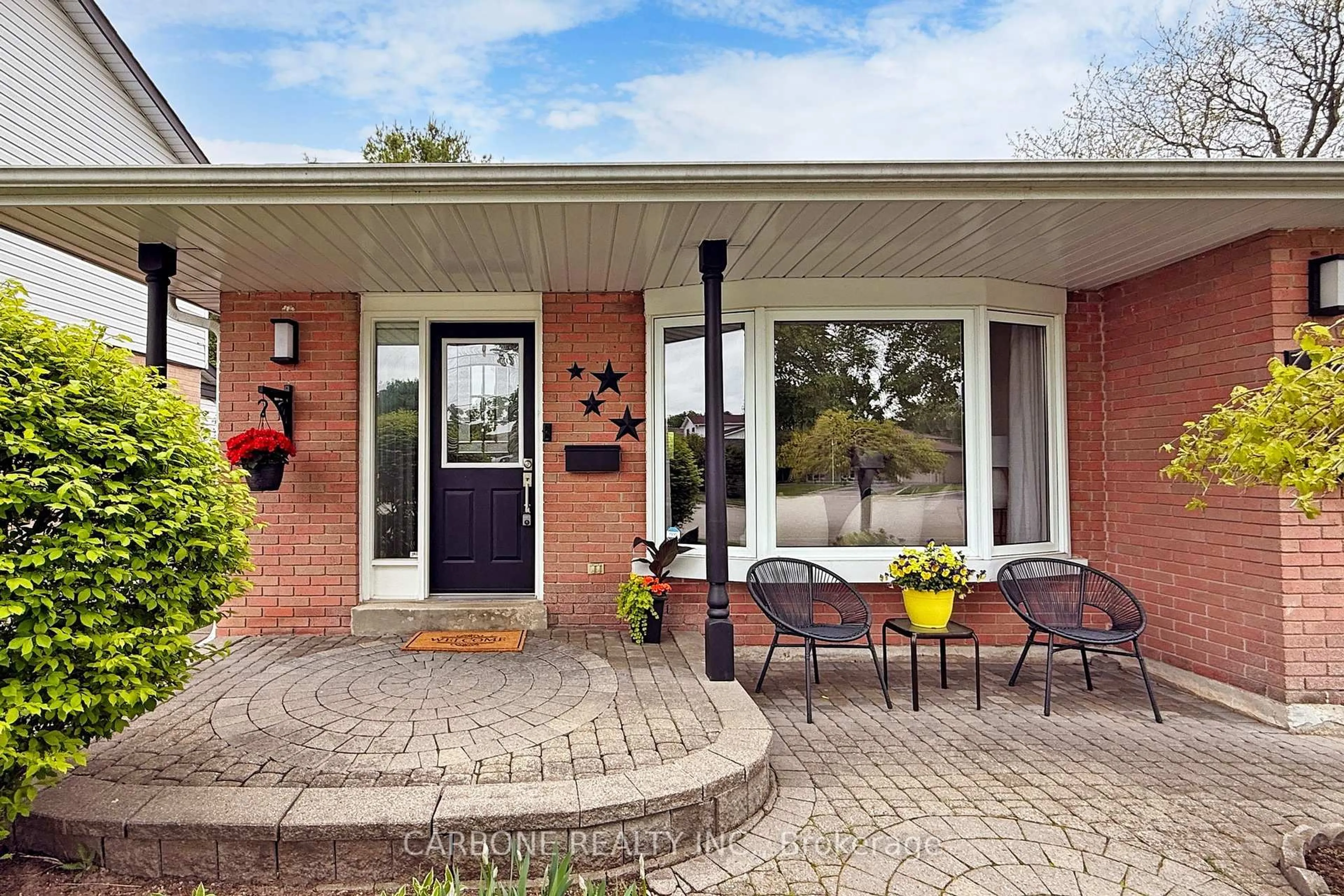 Home with brick exterior material, street for 62 Valerie Crt, Cambridge Ontario N3C 3H4