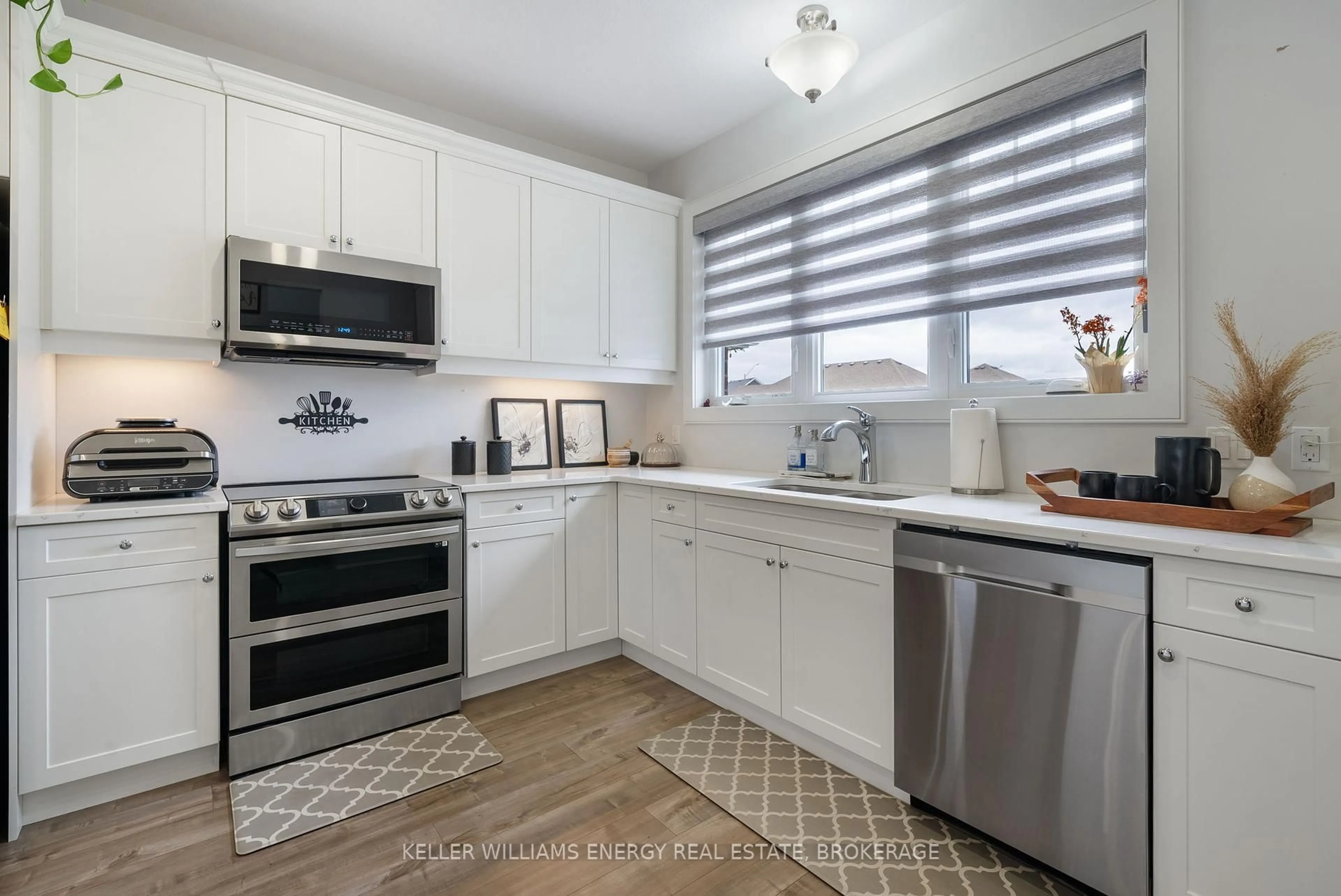 Unknown for 53 MERCEDES Dr, Belleville Ontario K8N 0B7