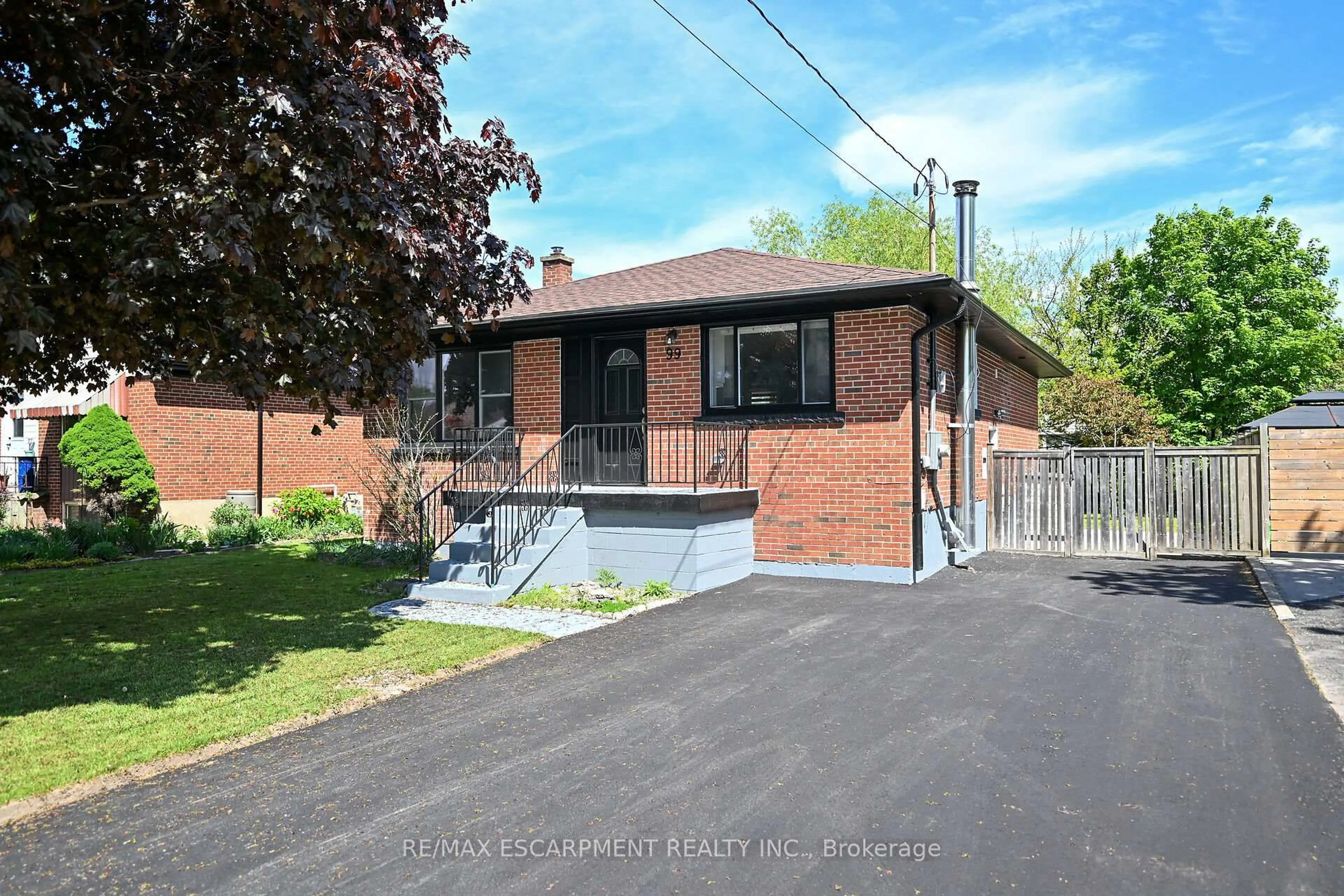 Home with brick exterior material, street for 99 Wise Cres, Hamilton Ontario L8T 2L7