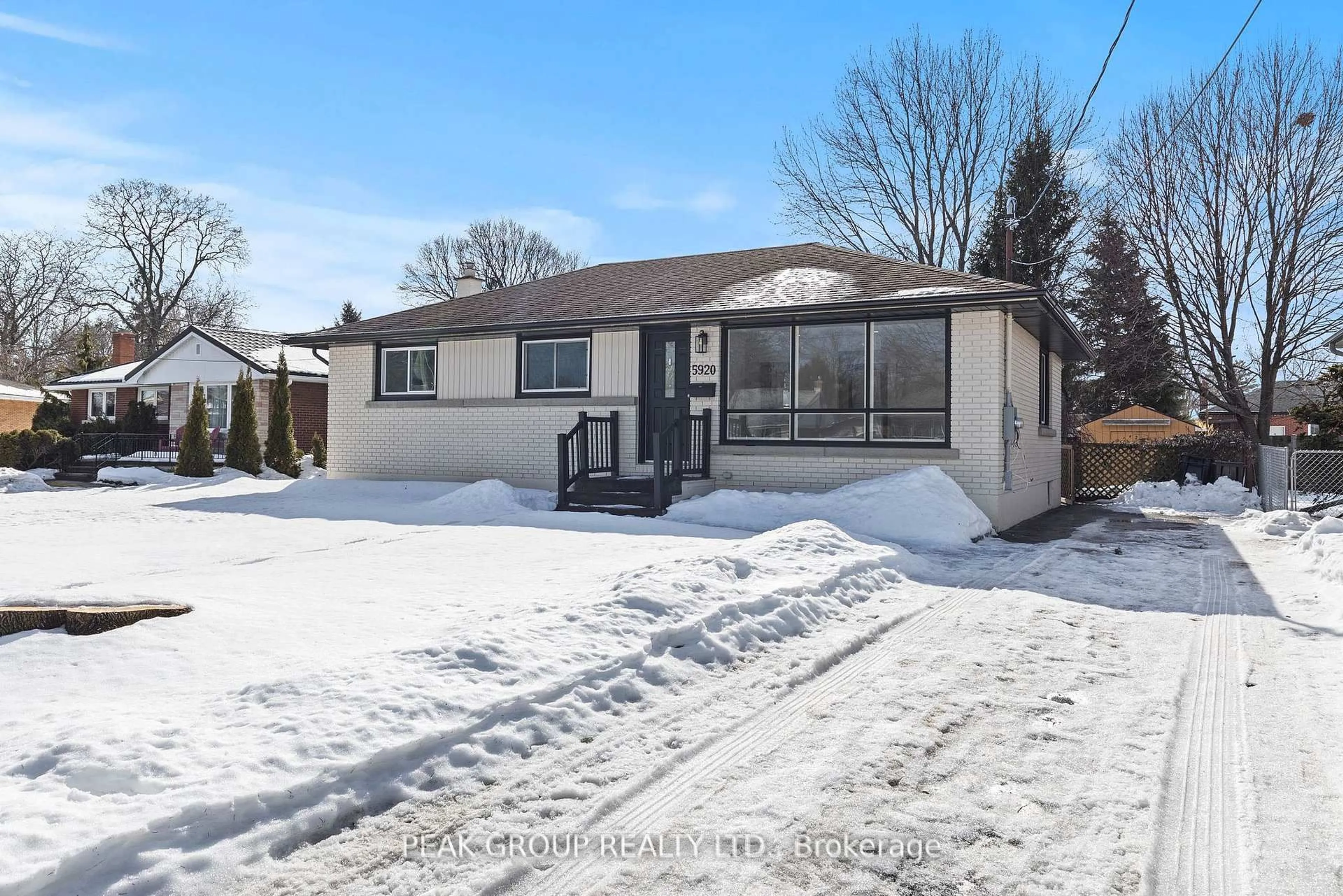 Unknown for 5920 SILVERWOOD Cres, Niagara Falls Ontario L2J 1V2