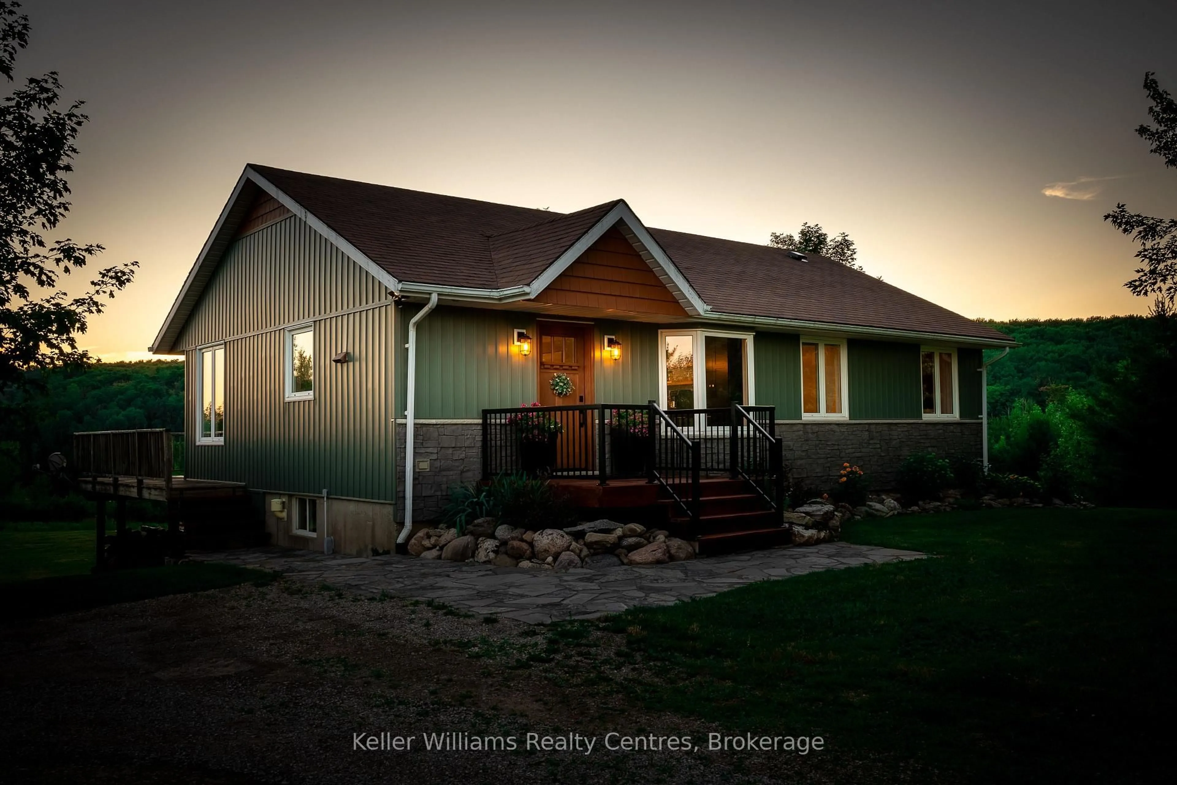Home with vinyl exterior material, unknown for 210182 Burgess Side Rd, Georgian Bluffs Ontario N0H 1S0