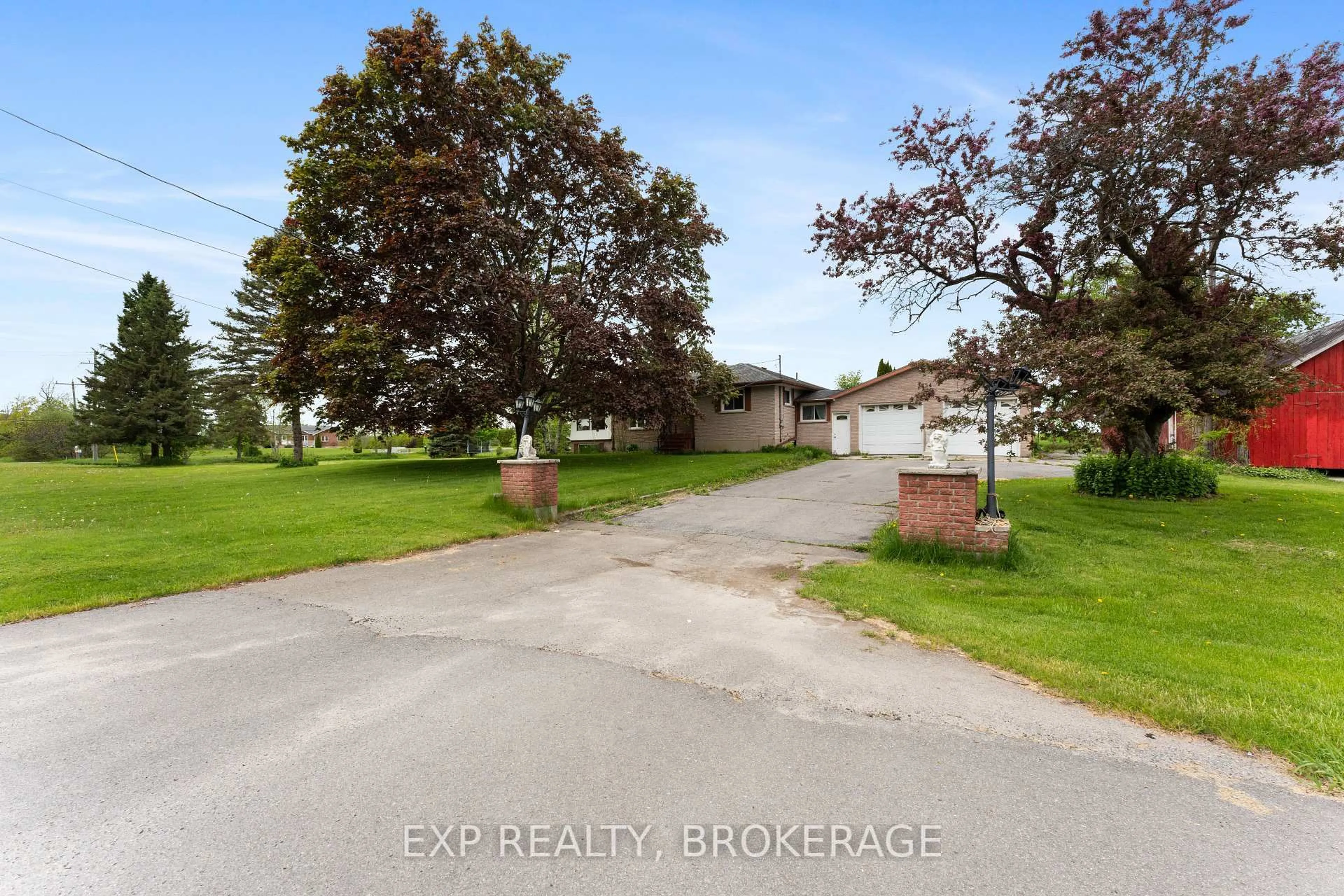 A pic from outside/outdoor area/front of a property/back of a property/a pic from drone, street for 3454 Round Lake Rd, Pembroke Ontario K8A 6W8