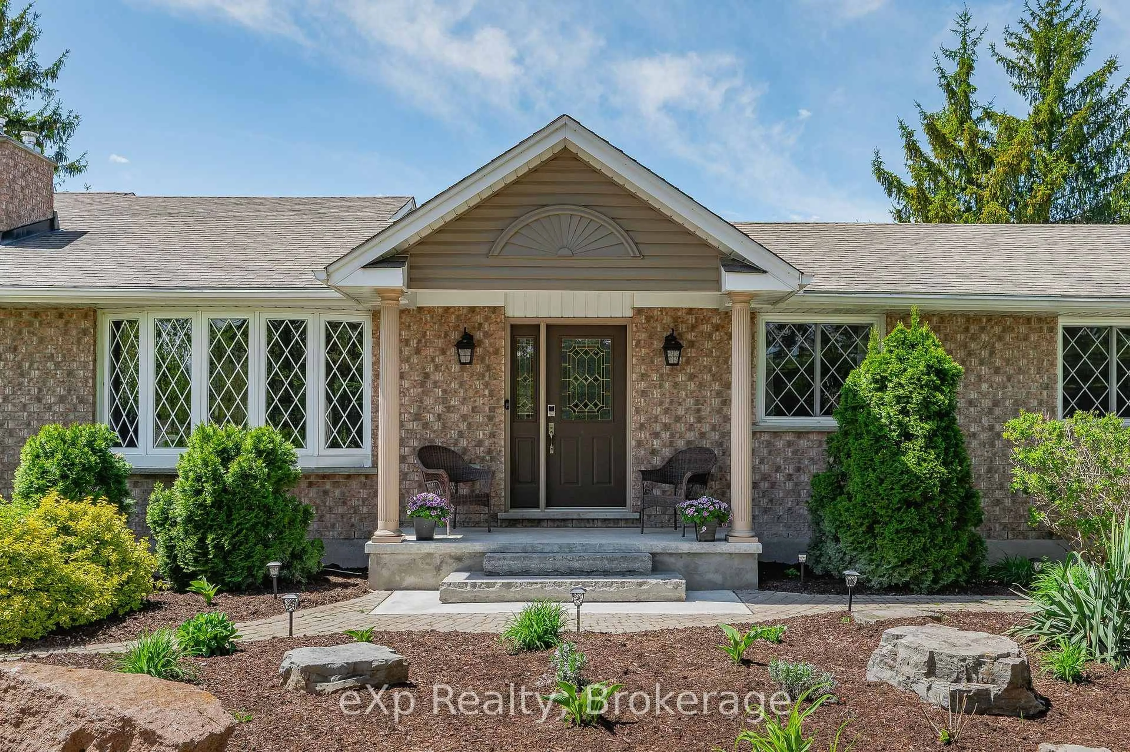 Home with brick exterior material, street for 5446 Wellington County Road 39 N/A, Guelph/Eramosa Ontario N1K 0C8