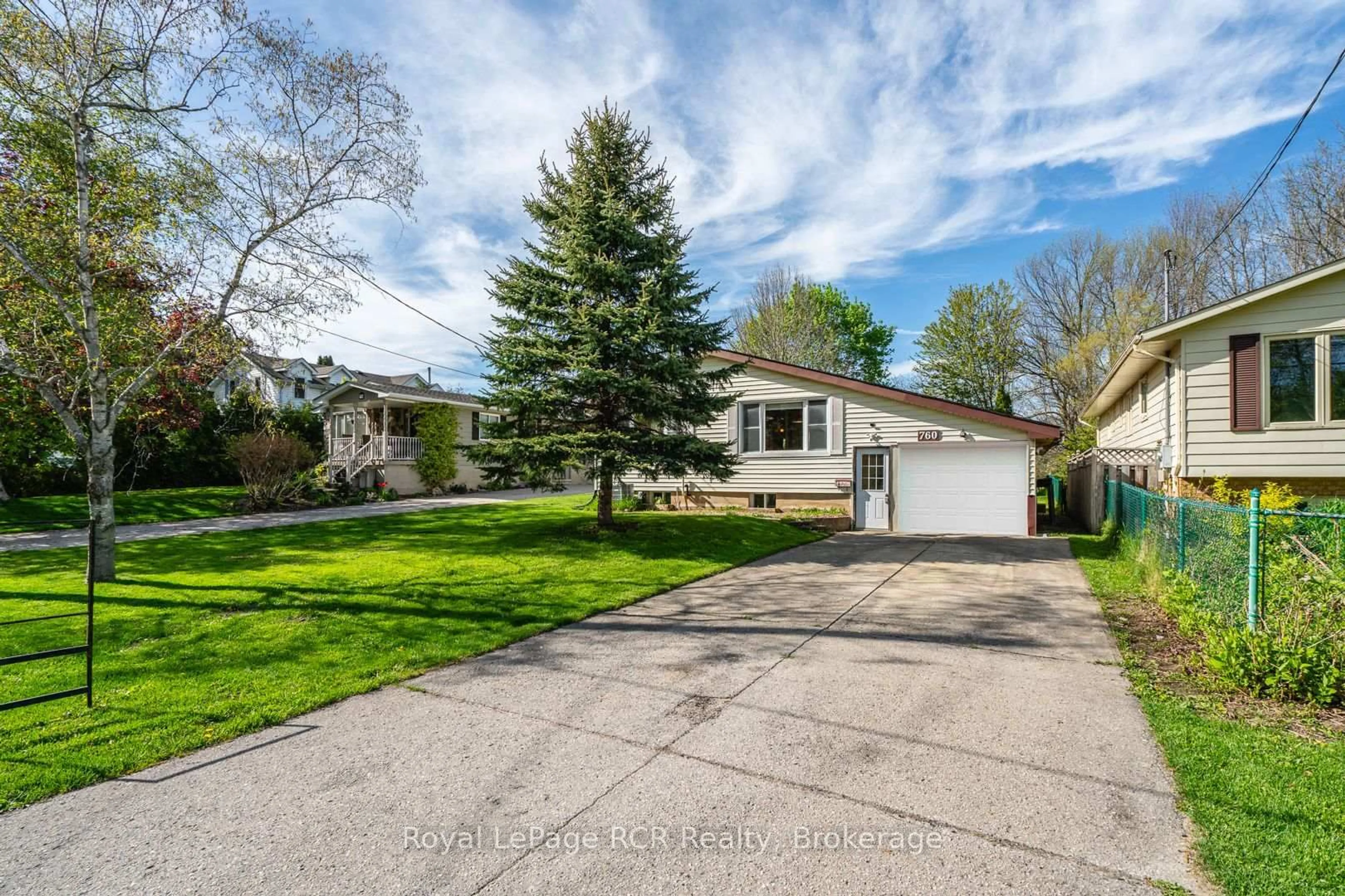 Unknown for 760 26th St, Owen Sound Ontario N4K 4J3