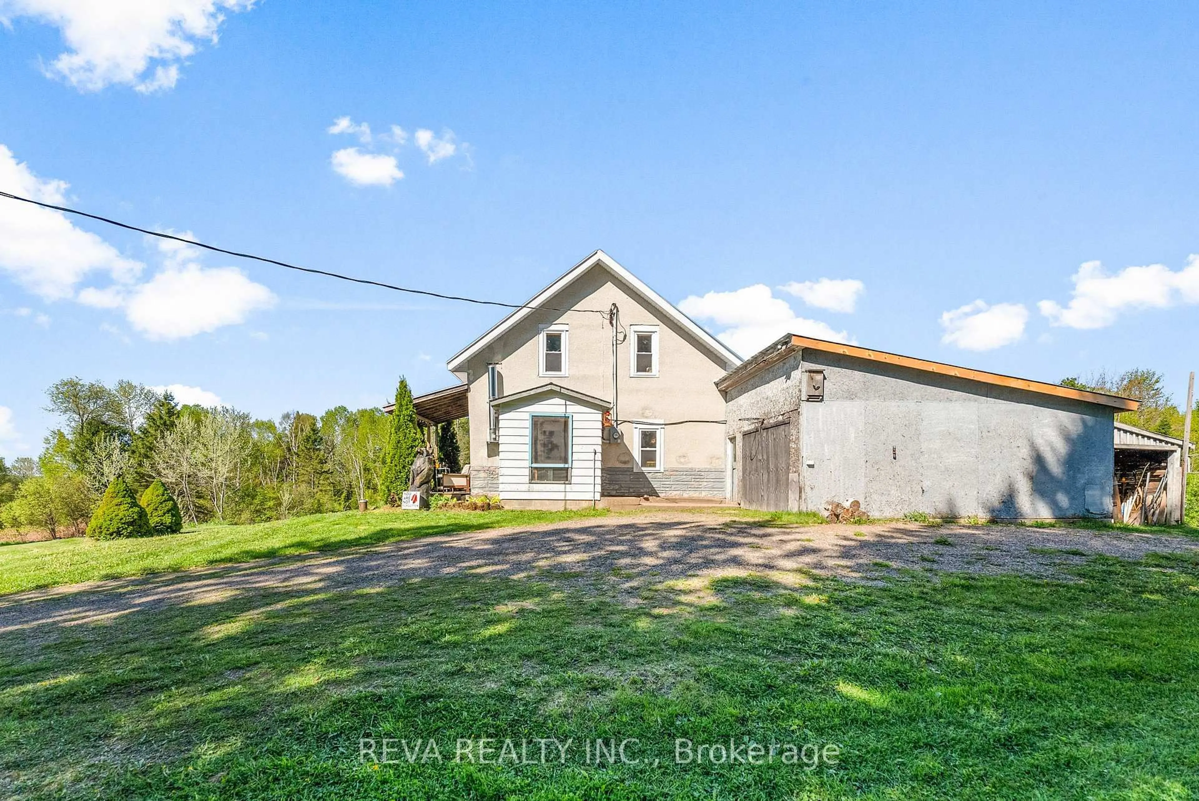 A pic from outside/outdoor area/front of a property/back of a property/a pic from drone, unknown for 1175 Hillsview Rd, Maple Leaf Ontario K0L 2R0