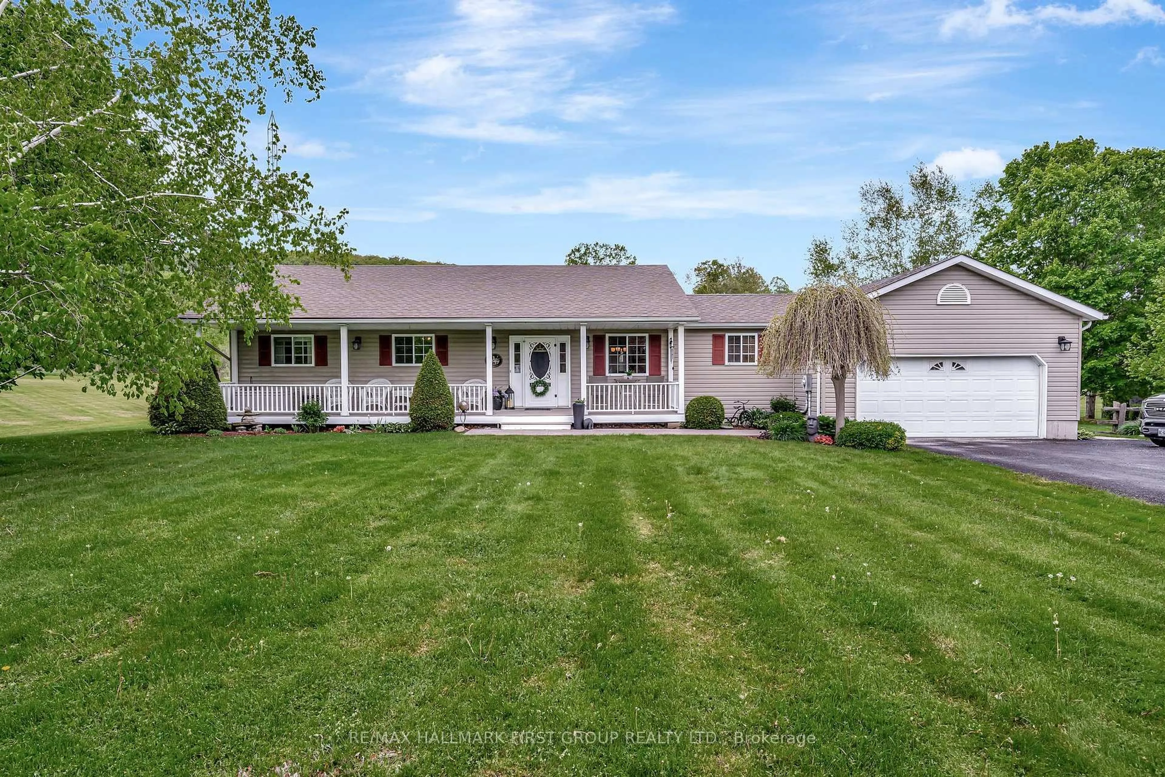 A pic from outside/outdoor area/front of a property/back of a property/a pic from drone, street for 8190 Jibb Rd, Hamilton Township Ontario K9A 4J7
