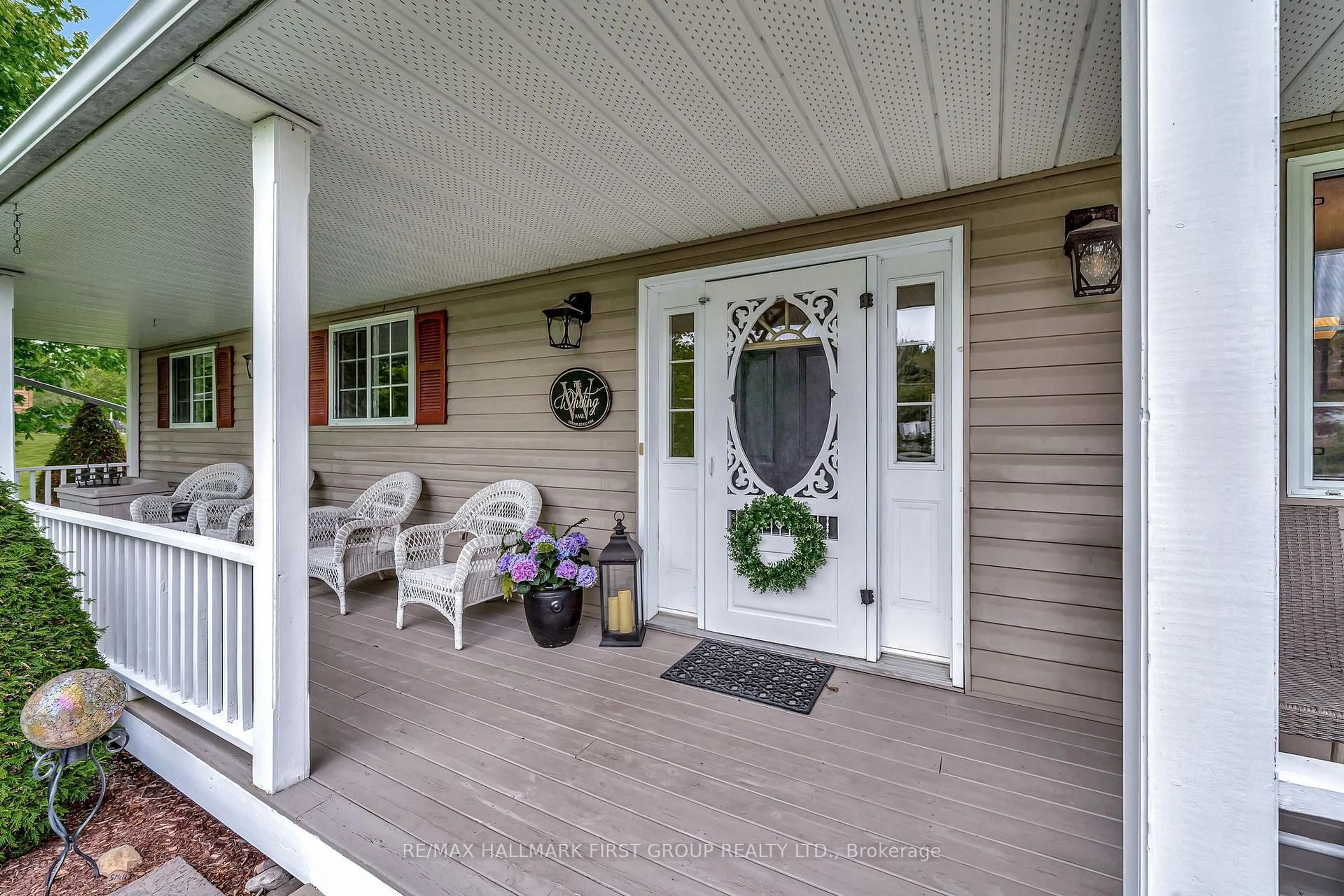 Indoor entryway for 8190 Jibb Rd, Hamilton Township Ontario K9A 4J7